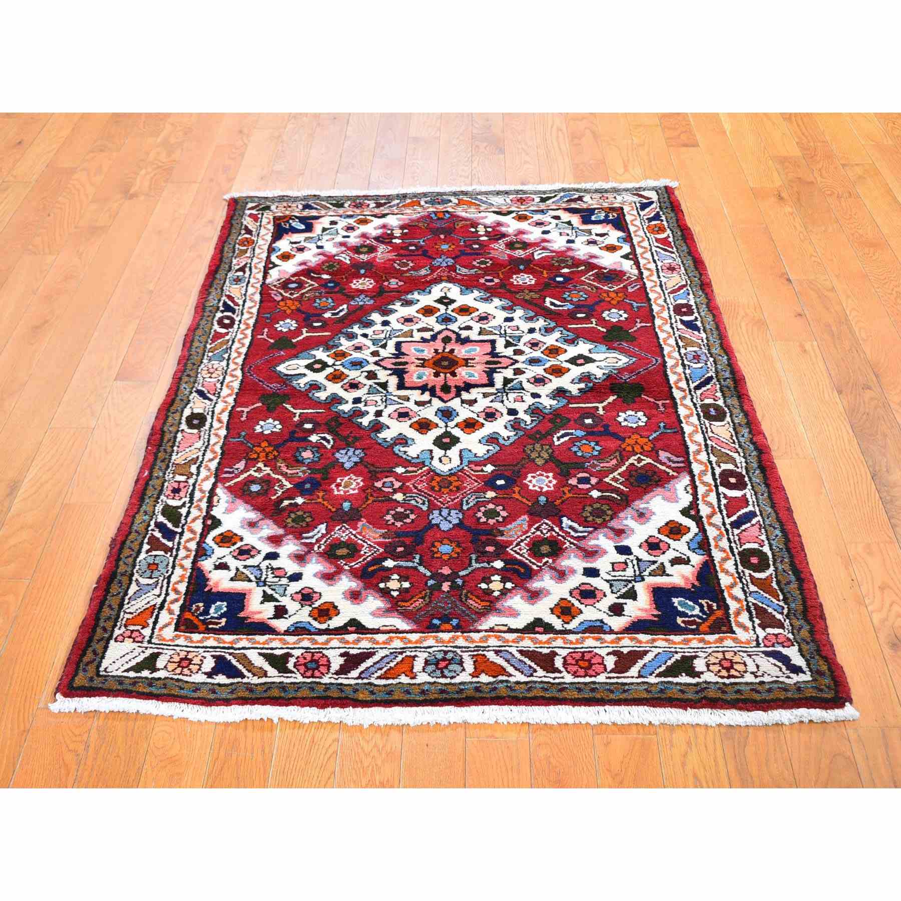 Persian-Hand-Knotted-Rug-298390