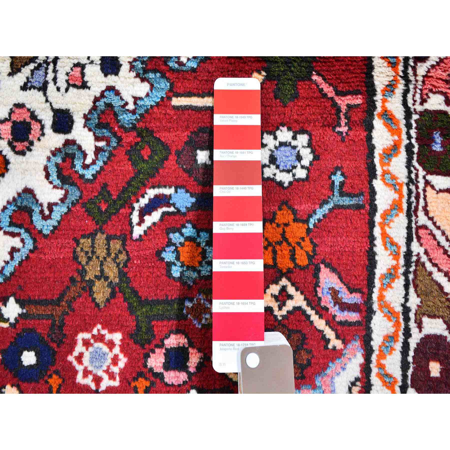 Persian-Hand-Knotted-Rug-298390