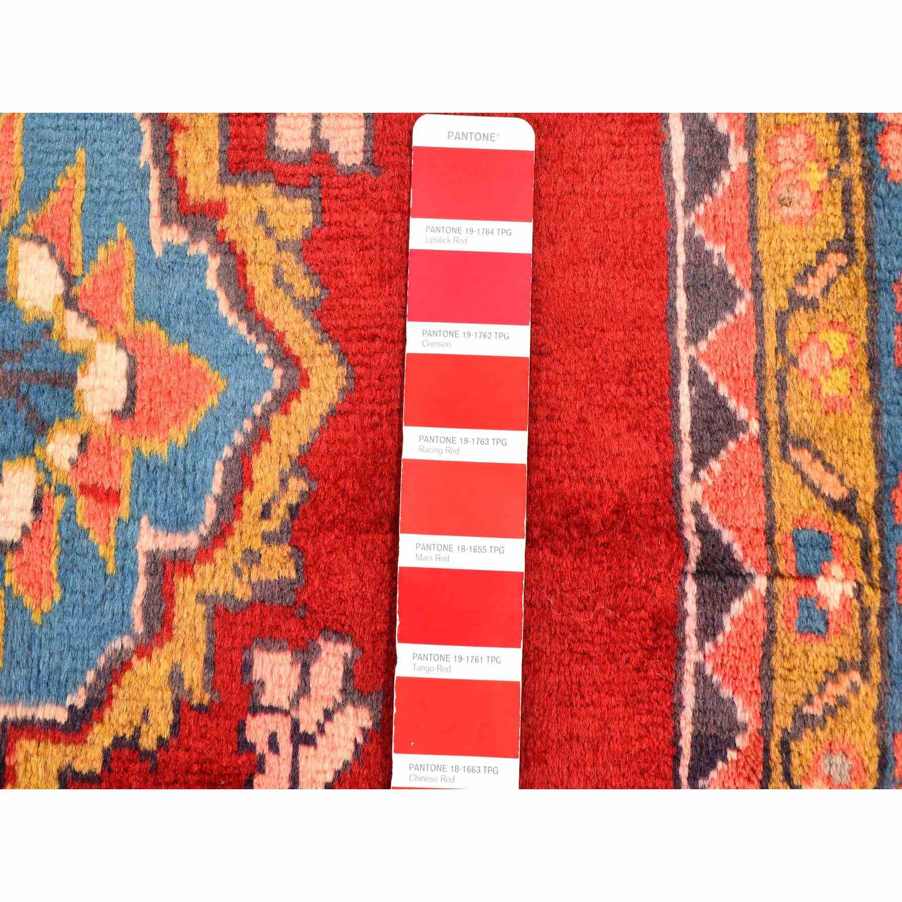 Persian-Hand-Knotted-Rug-298400