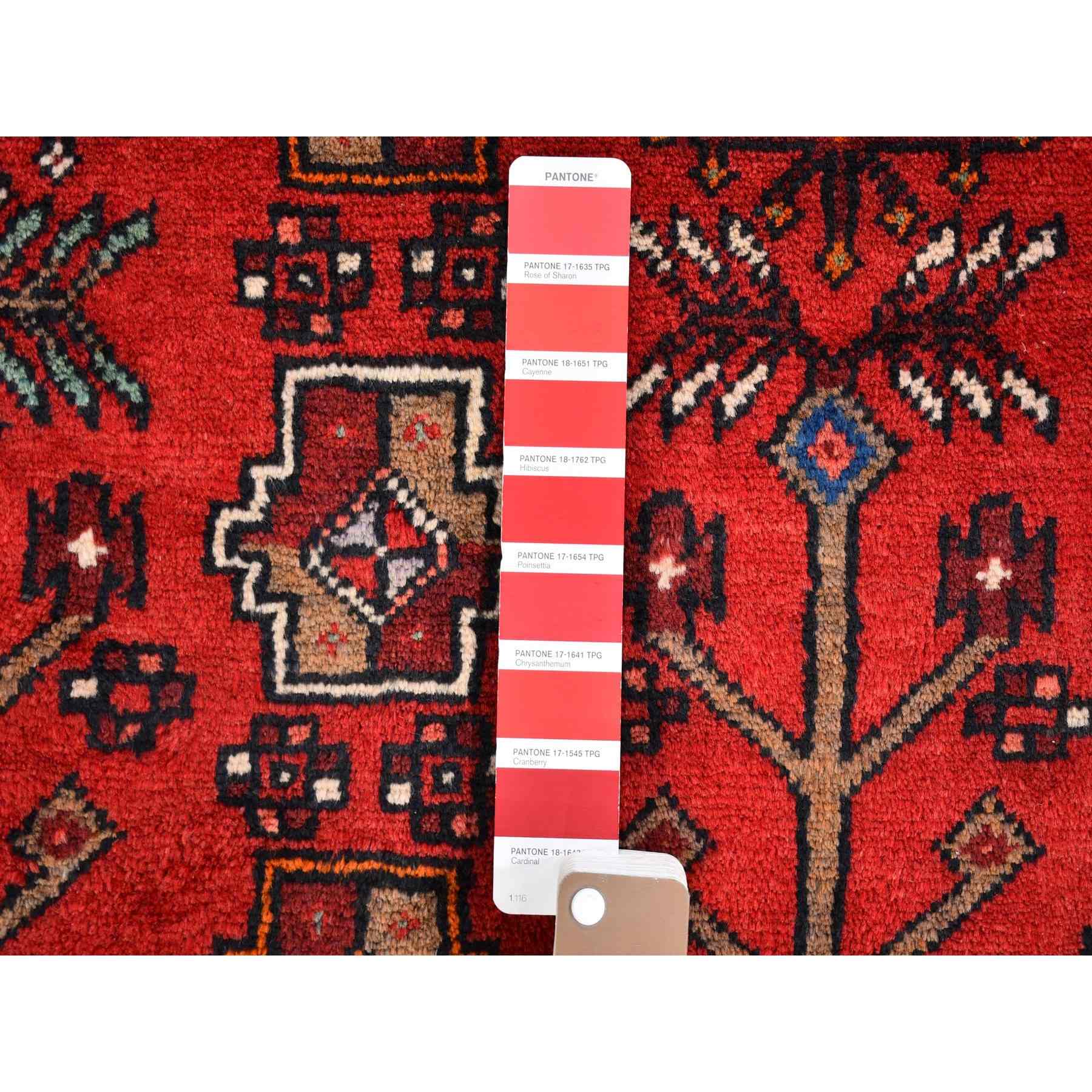Persian-Hand-Knotted-Rug-299185