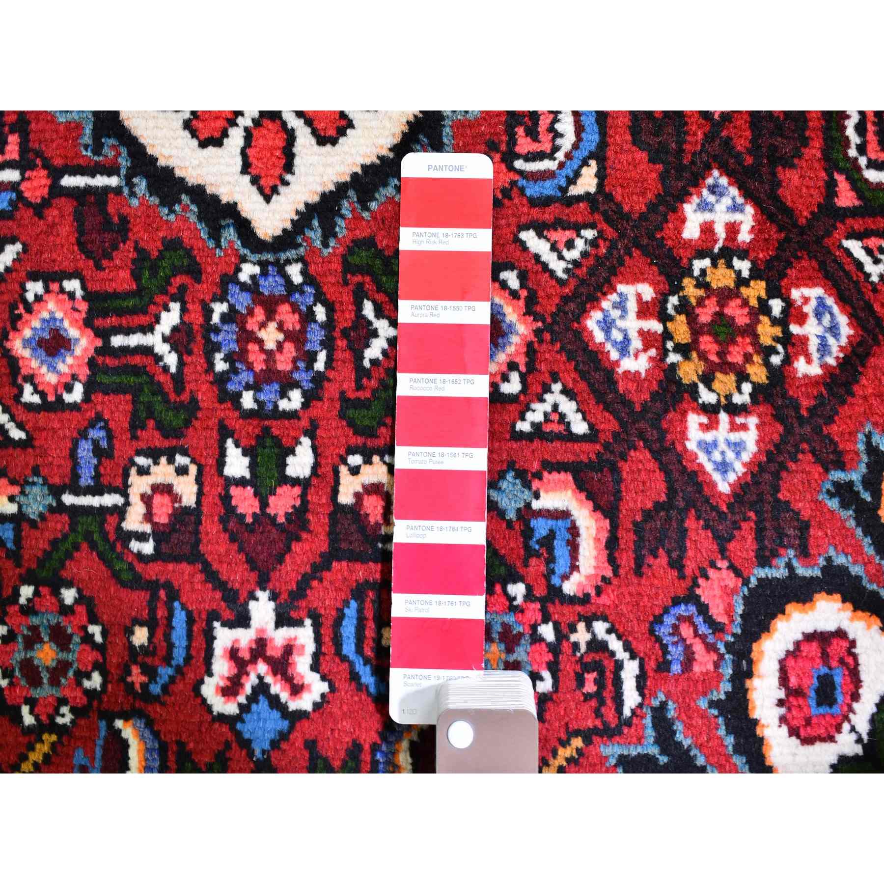 Persian-Hand-Knotted-Rug-299660