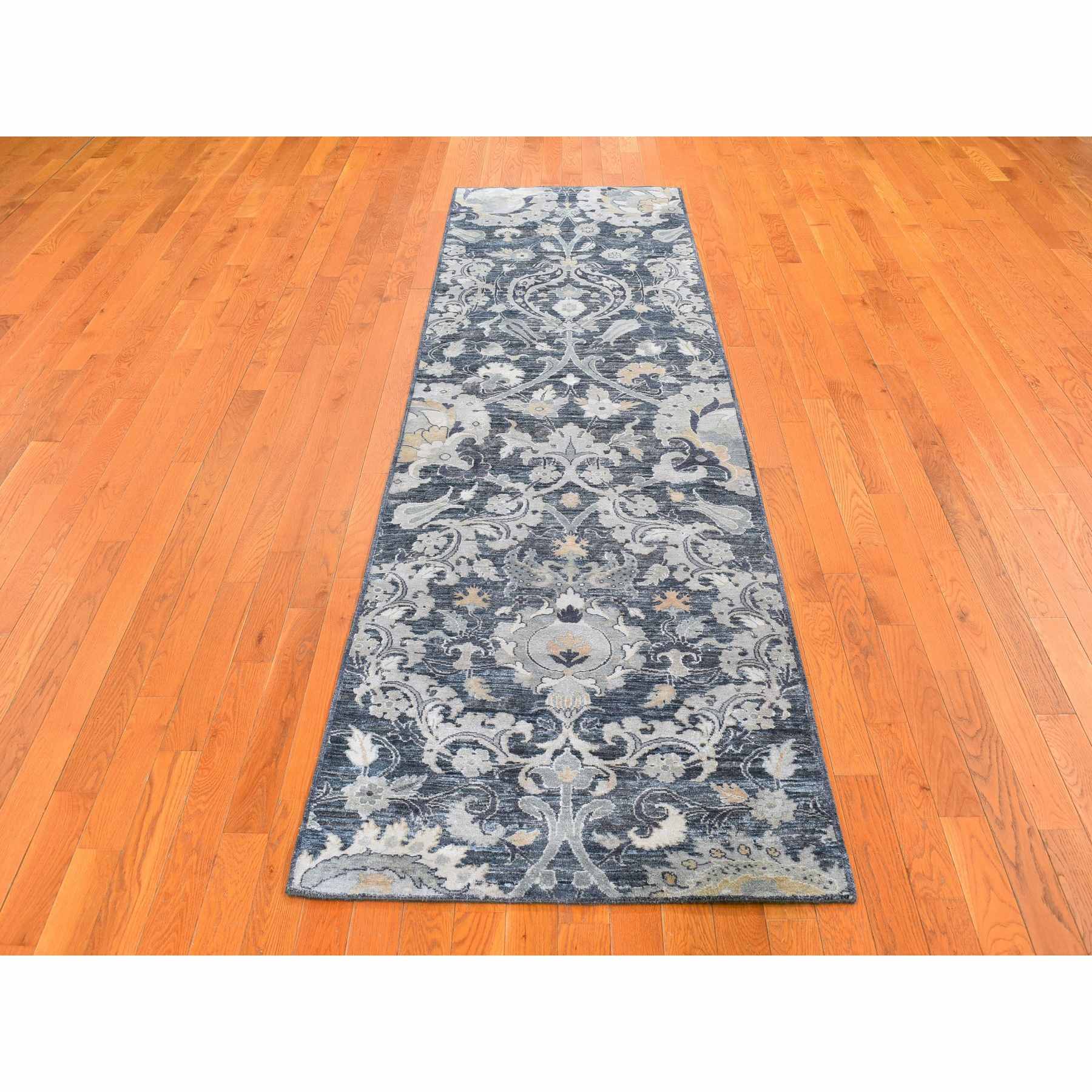 Wool-and-Silk-Hand-Knotted-Rug-299760