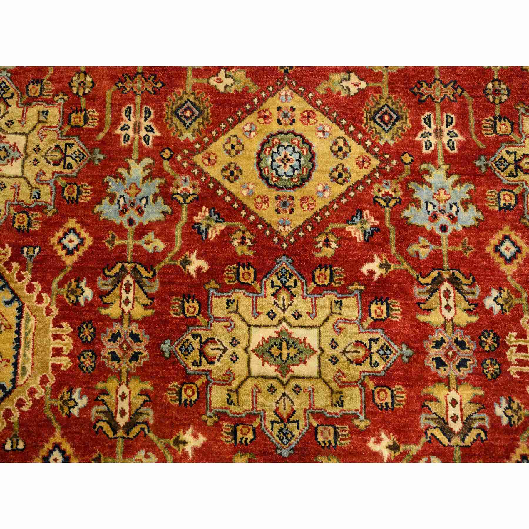 Heriz-Hand-Knotted-Rug-310660