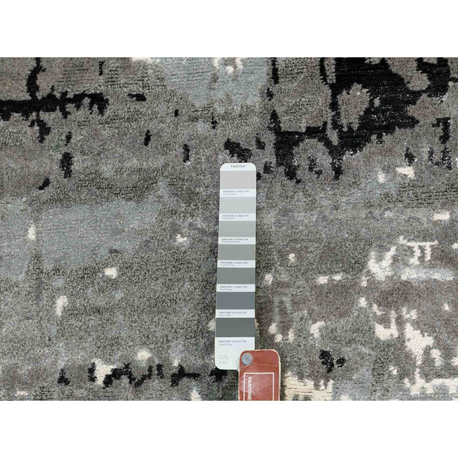 Modern-and-Contemporary-Hand-Knotted-Rug-310125