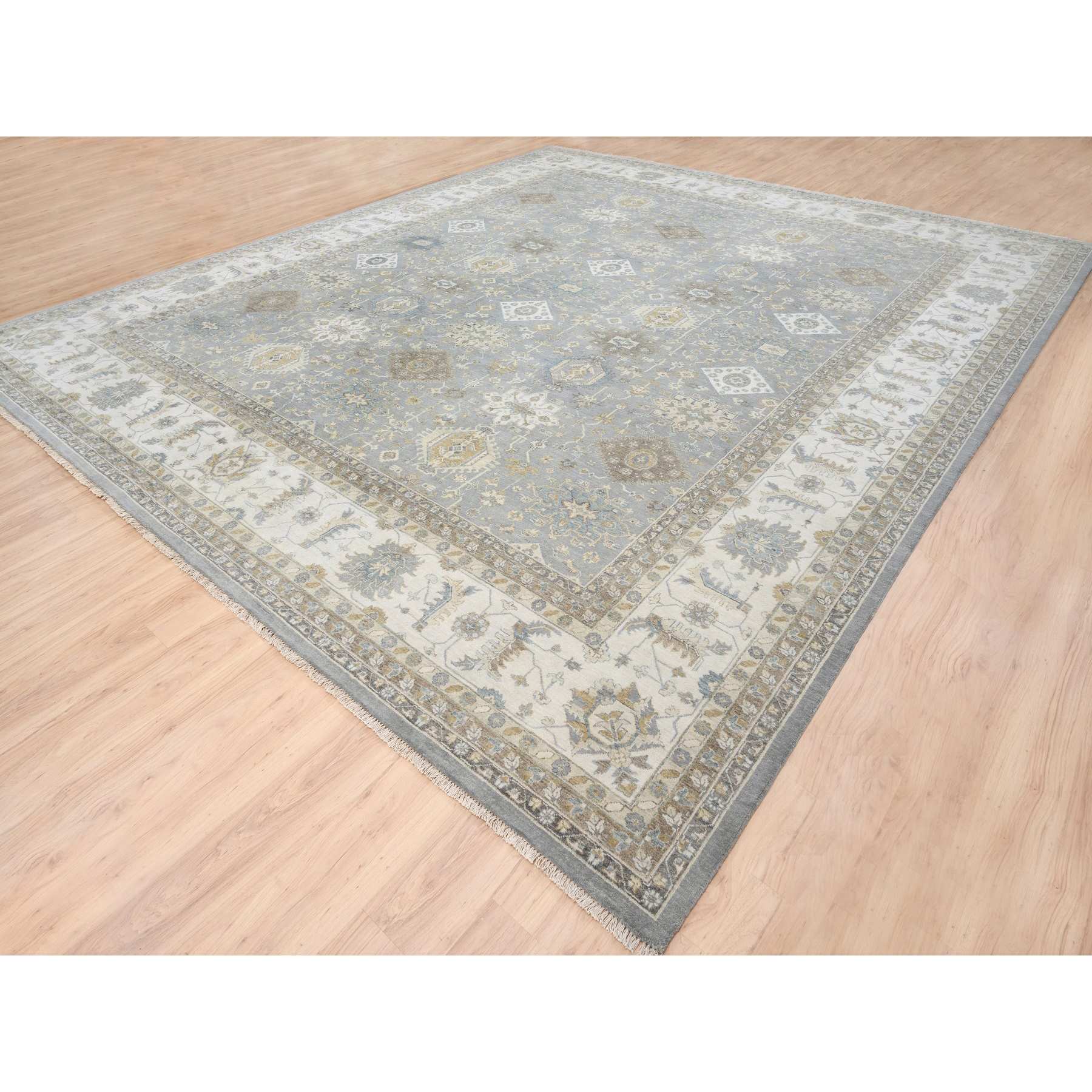 Heriz-Hand-Knotted-Rug-315340
