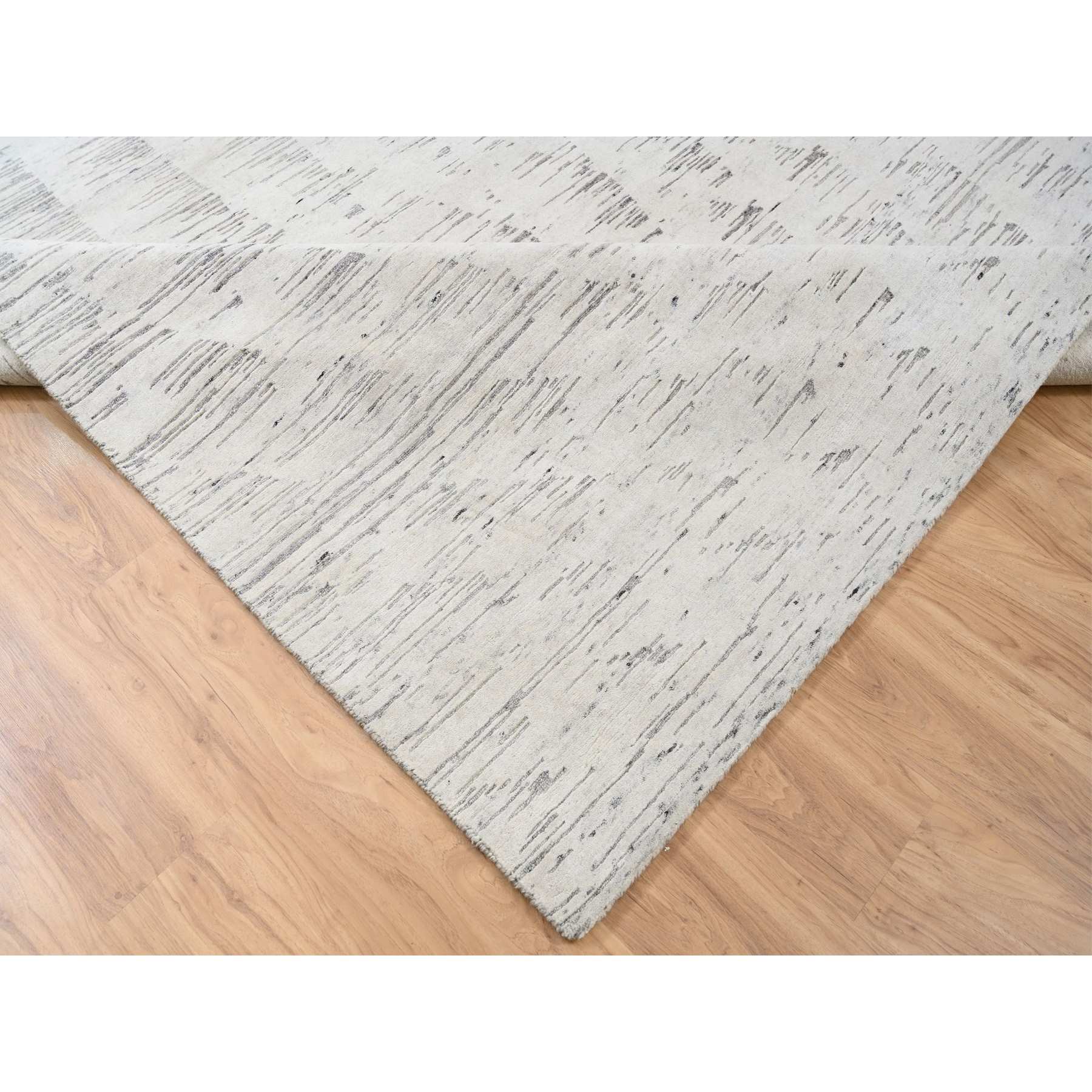 Modern-and-Contemporary-Hand-Knotted-Rug-316840