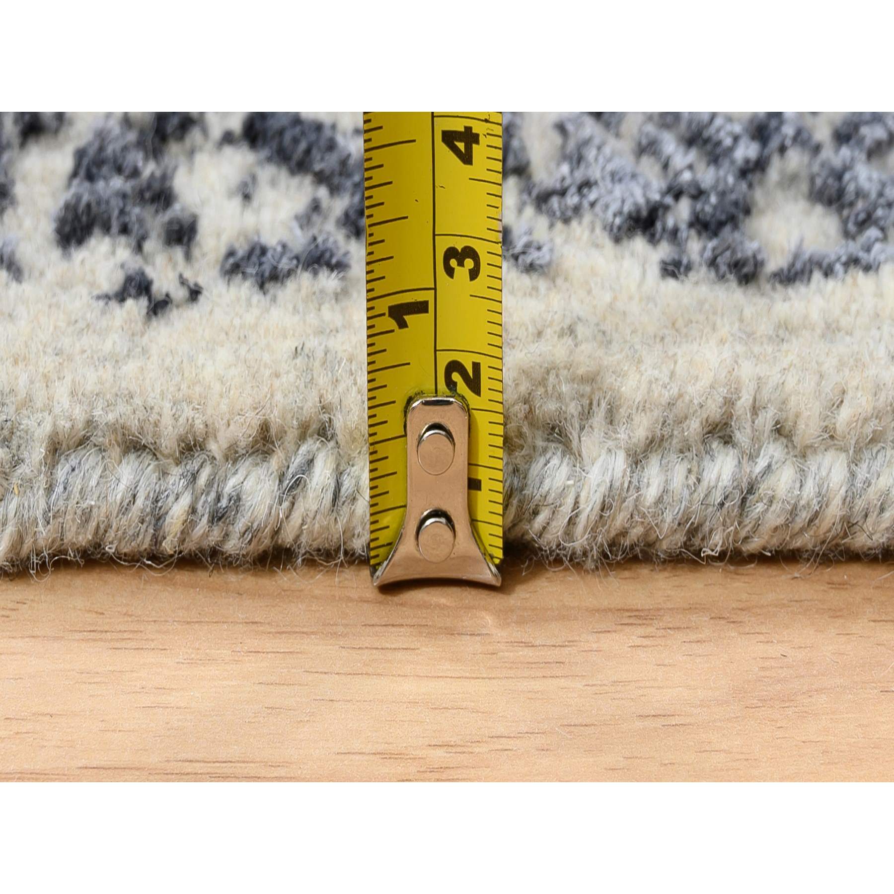 Modern-and-Contemporary-Hand-Loomed-Rug-316285