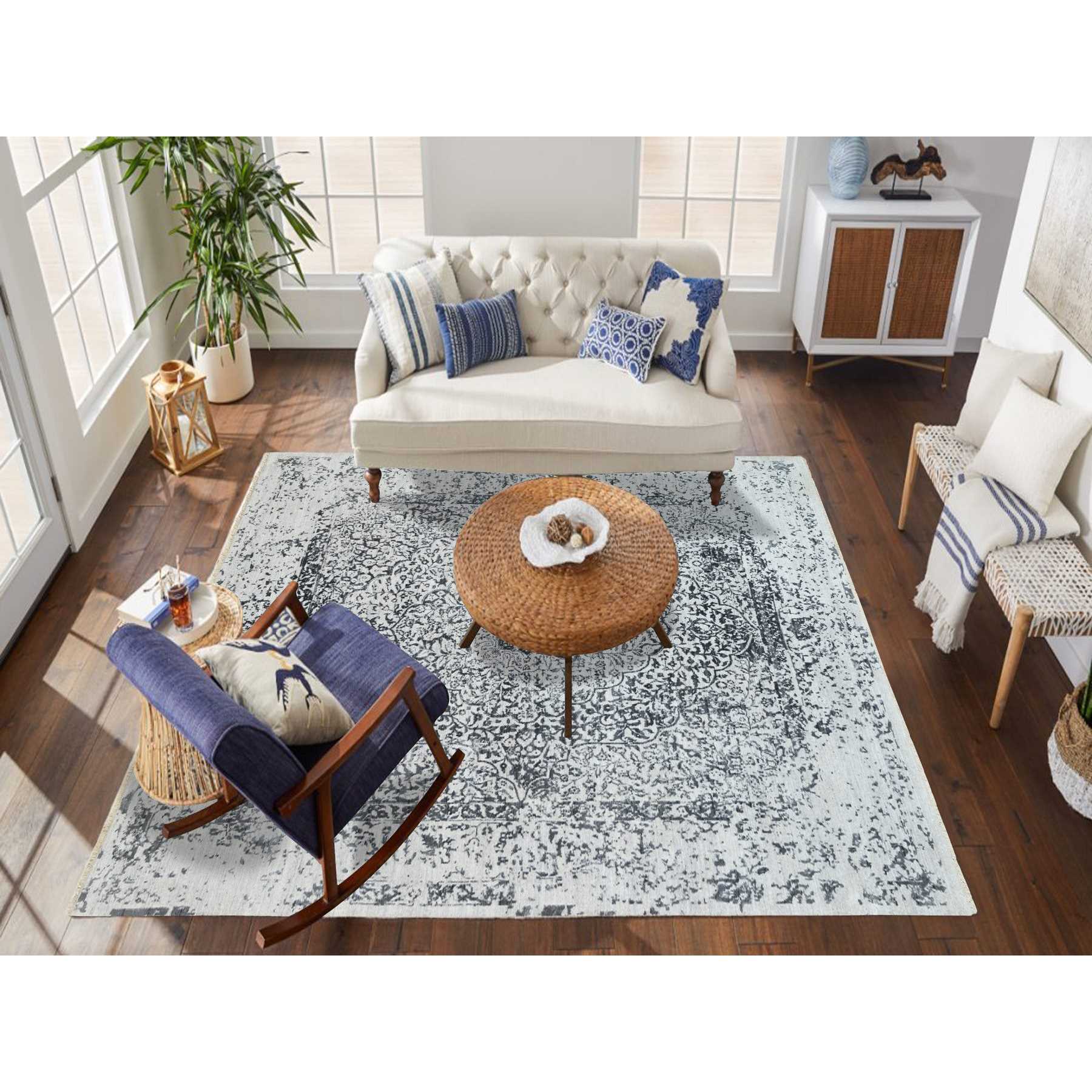 Transitional-Hand-Knotted-Rug-317275