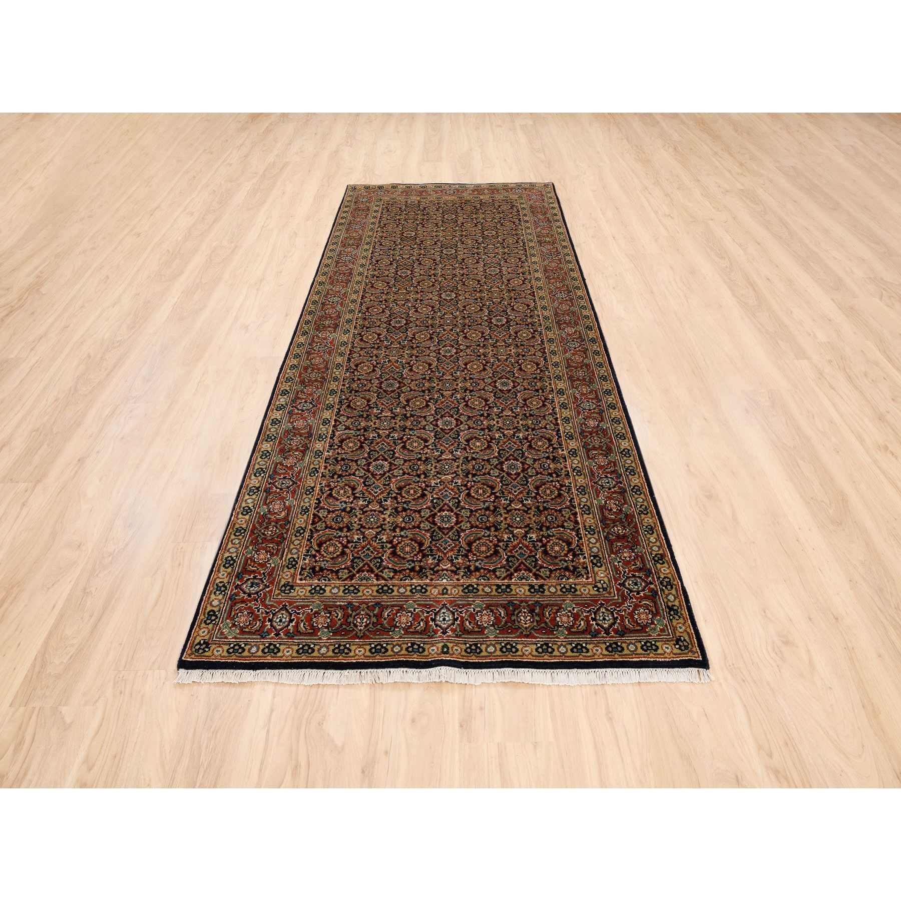 Fine-Oriental-Hand-Knotted-Rug-317700