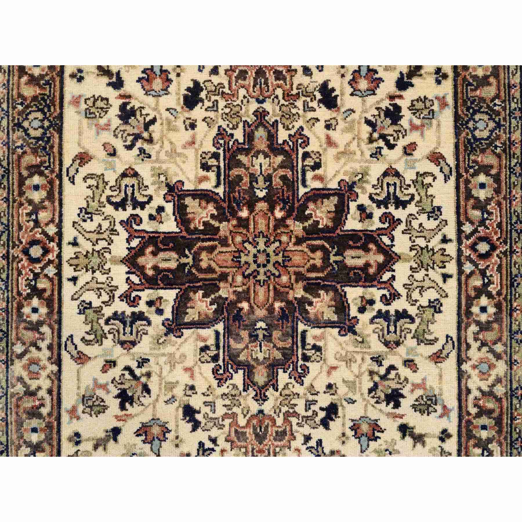 Heriz-Hand-Knotted-Rug-317940