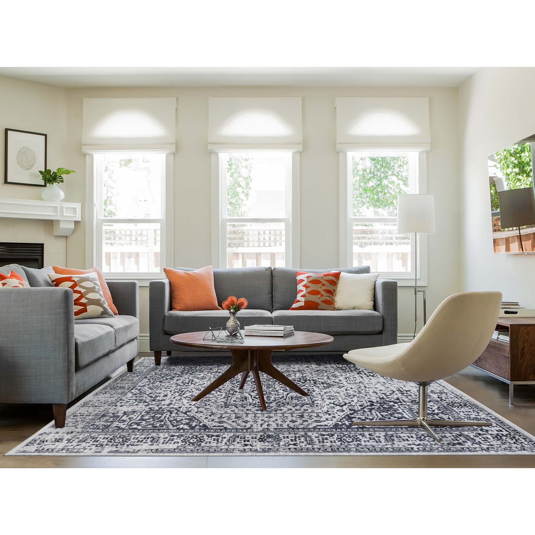 Heriz-Hand-Loomed-Rug-318935