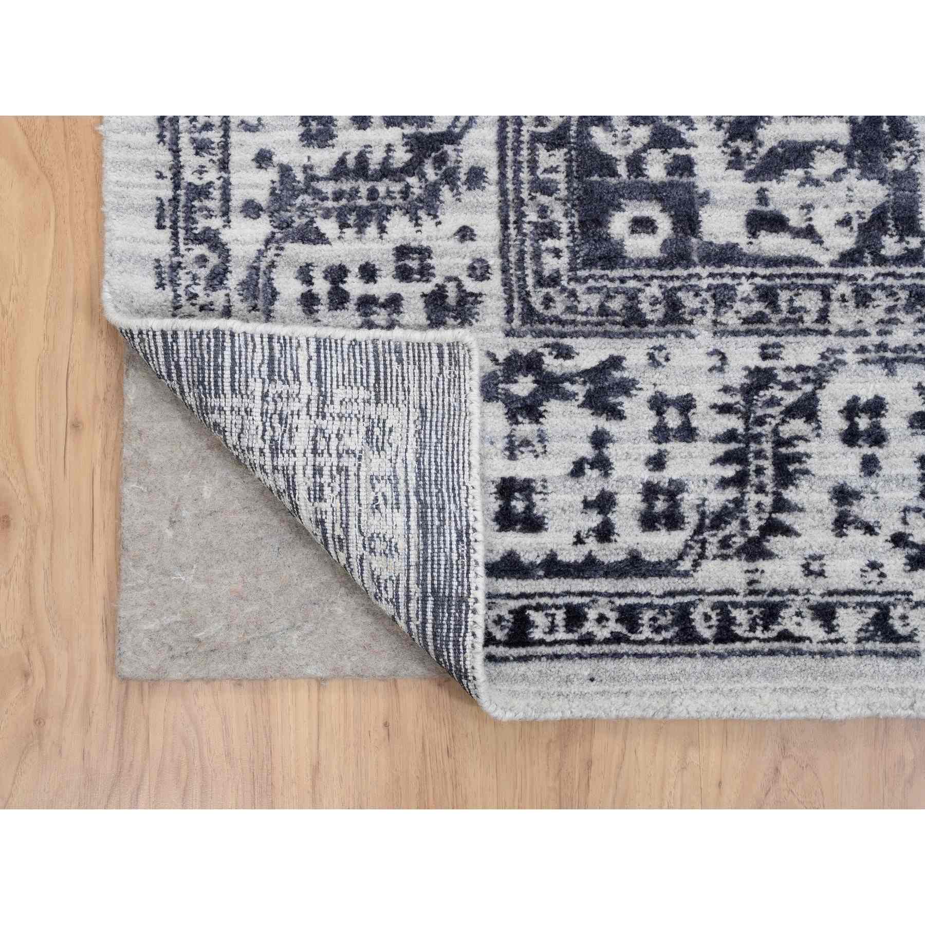 Heriz-Hand-Loomed-Rug-318935