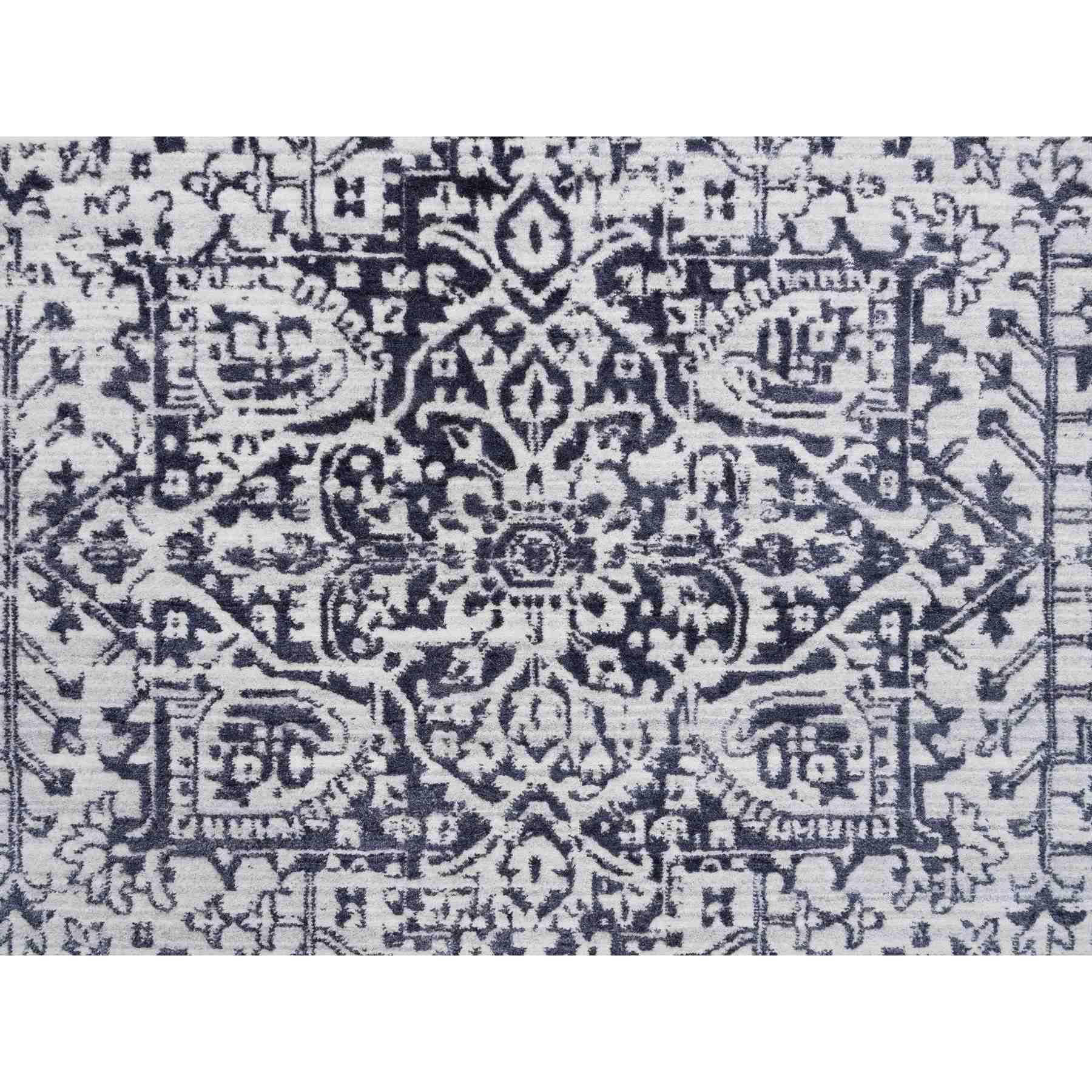 Heriz-Hand-Loomed-Rug-318935
