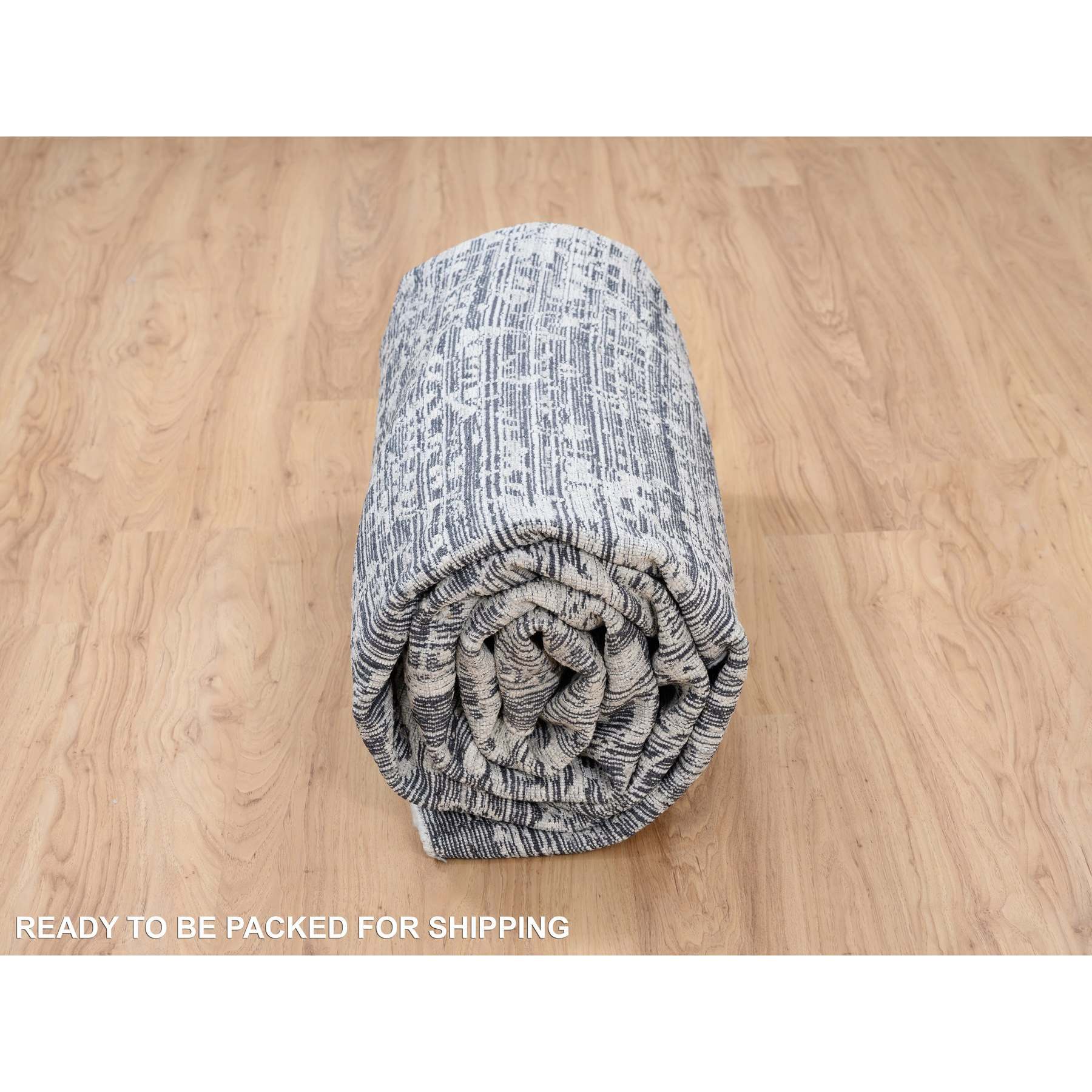 Heriz-Hand-Loomed-Rug-318935
