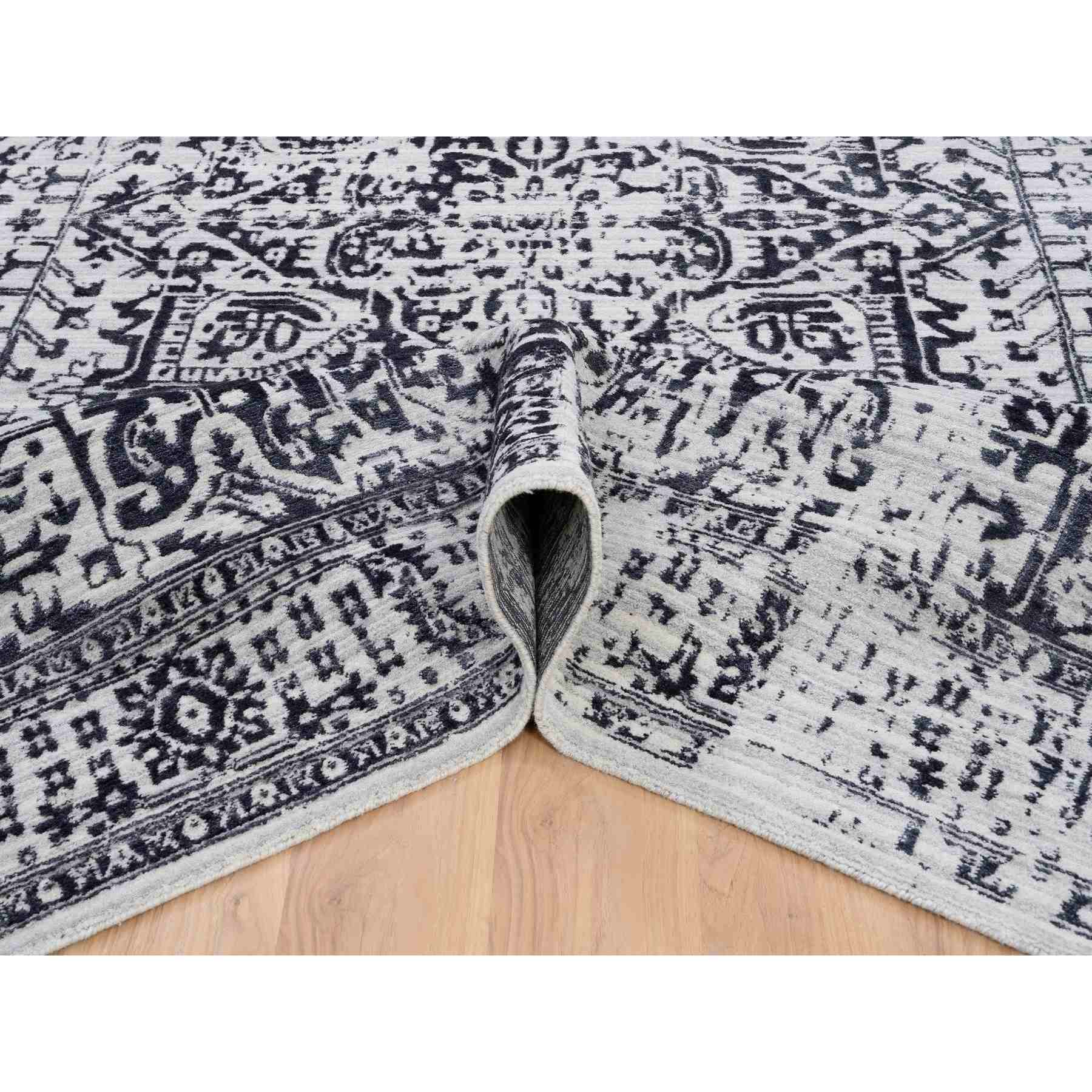 Heriz-Hand-Loomed-Rug-318950