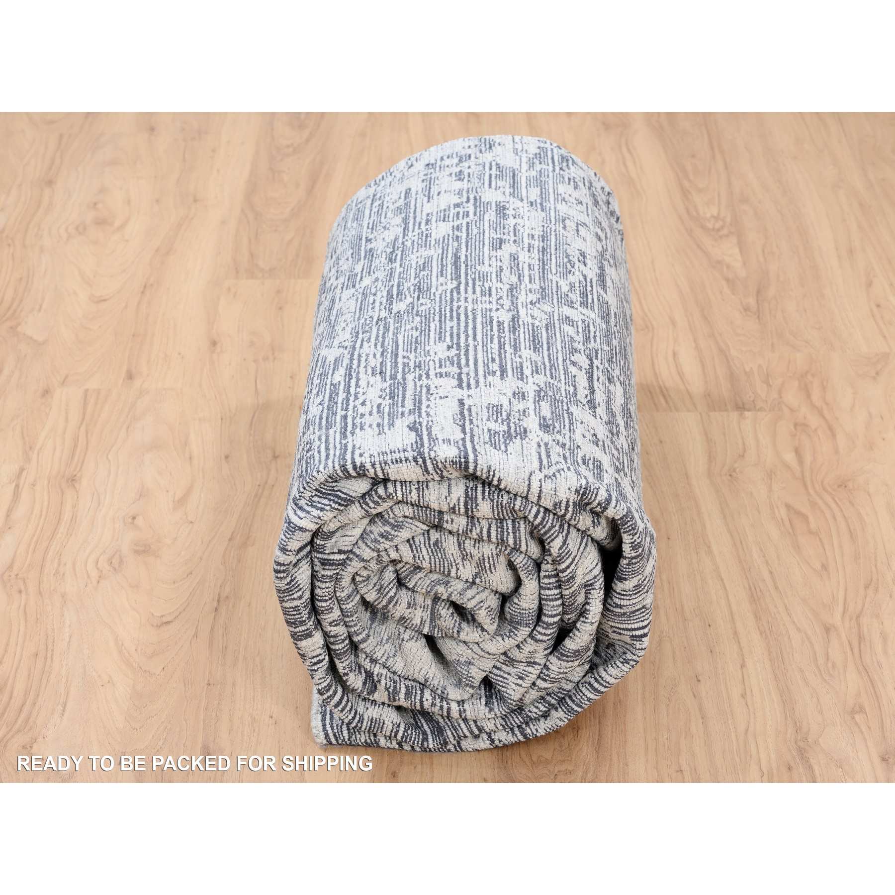 Heriz-Hand-Loomed-Rug-318950