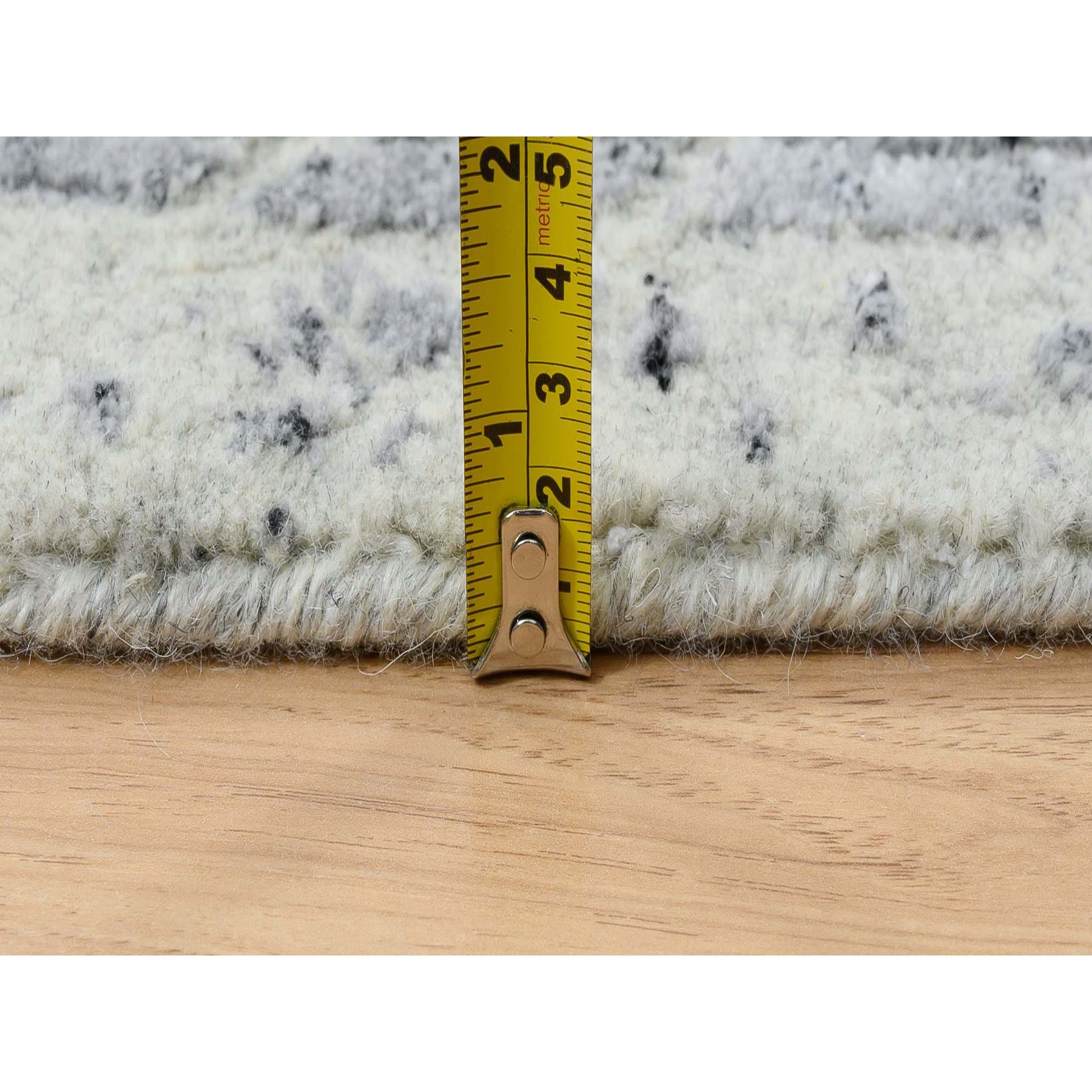 Modern-and-Contemporary-Hand-Knotted-Rug-318965