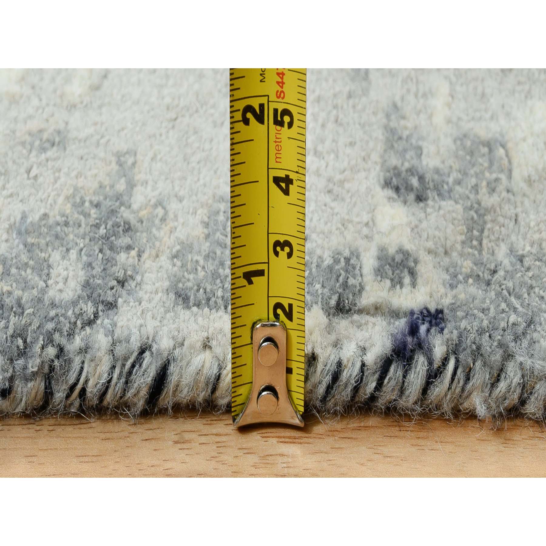 Modern-and-Contemporary-Hand-Knotted-Rug-319040