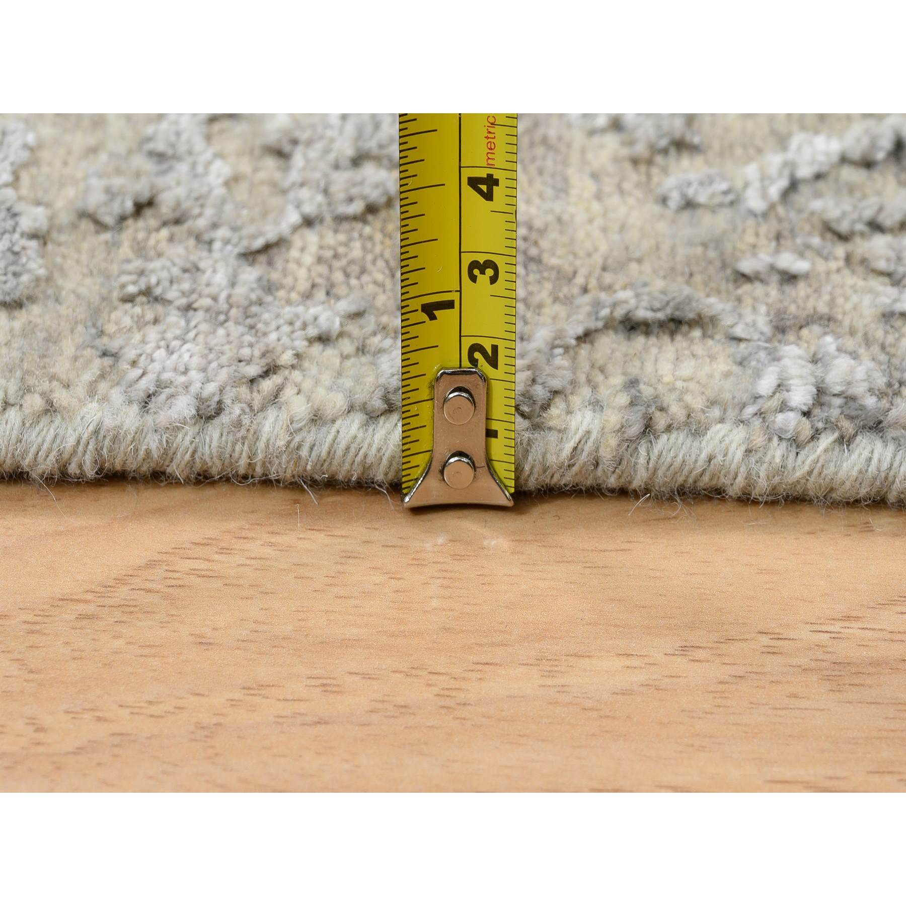 Modern-and-Contemporary-Hand-Knotted-Rug-319455