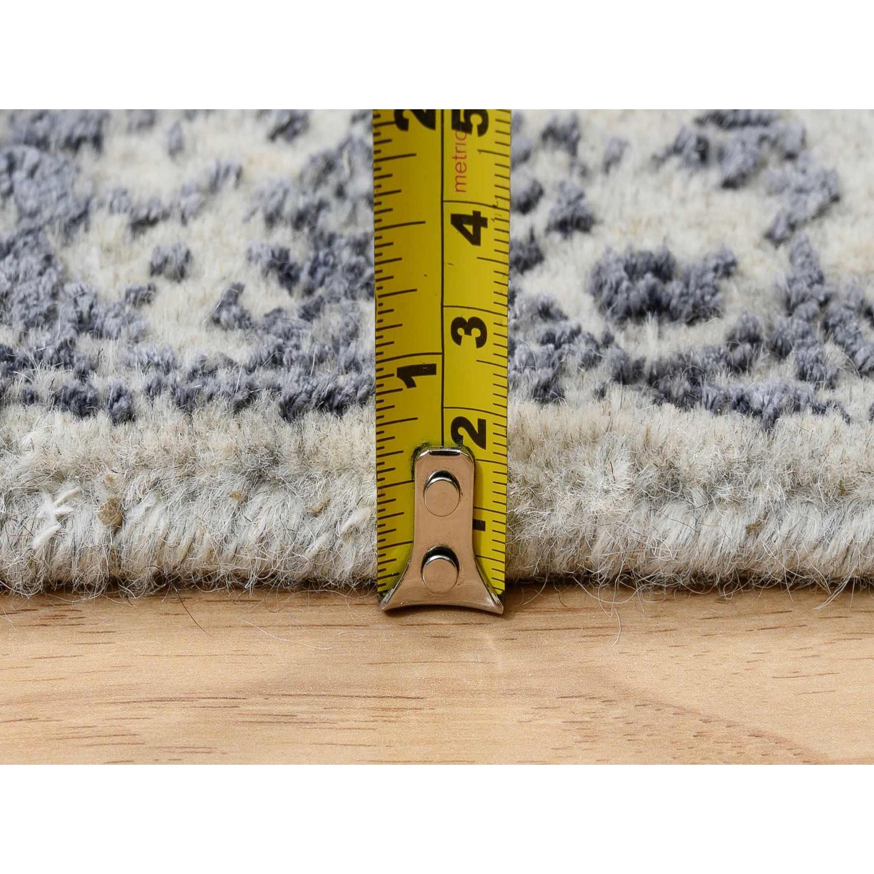 Modern-and-Contemporary-Hand-Loomed-Rug-317575