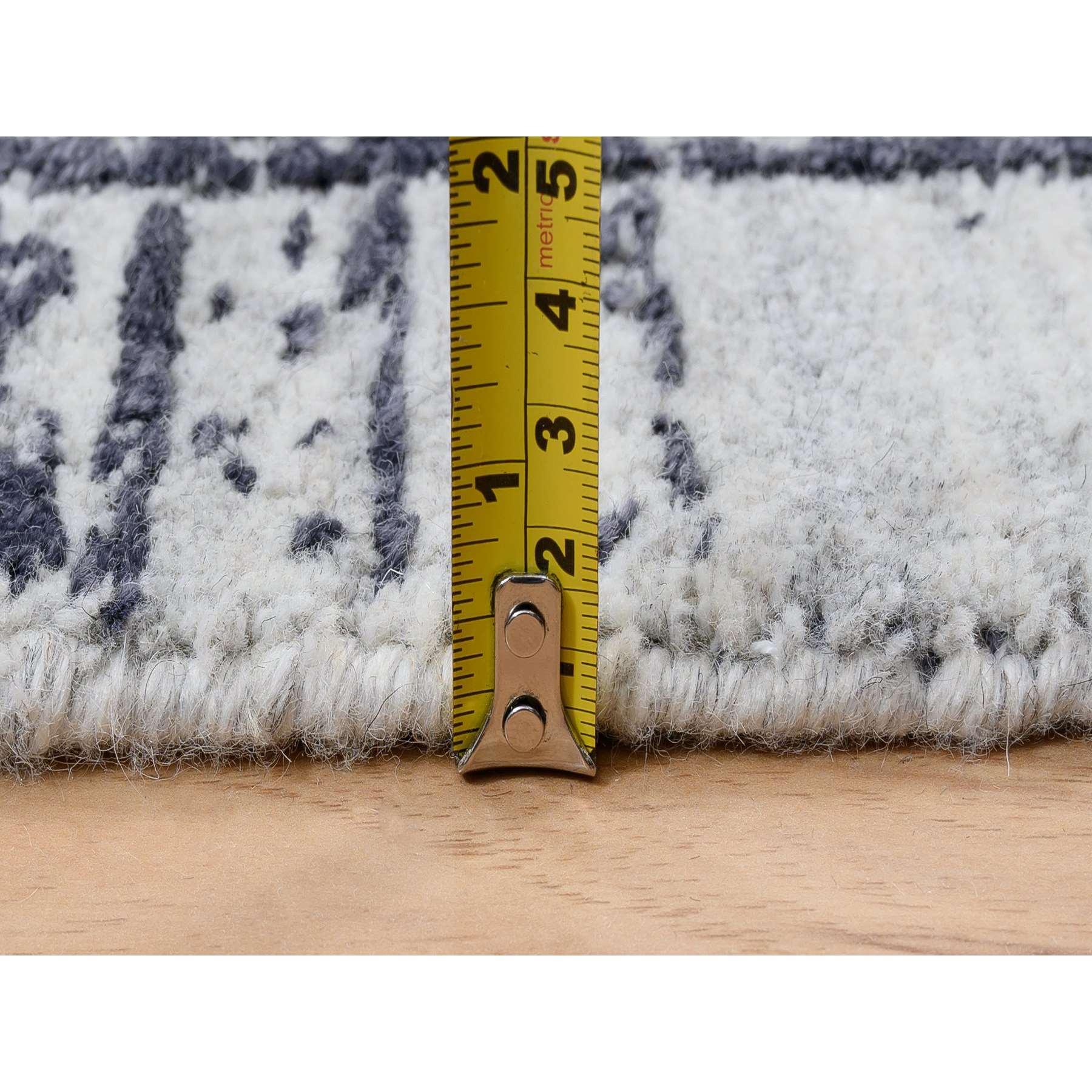 Modern-and-Contemporary-Hand-Loomed-Rug-318940