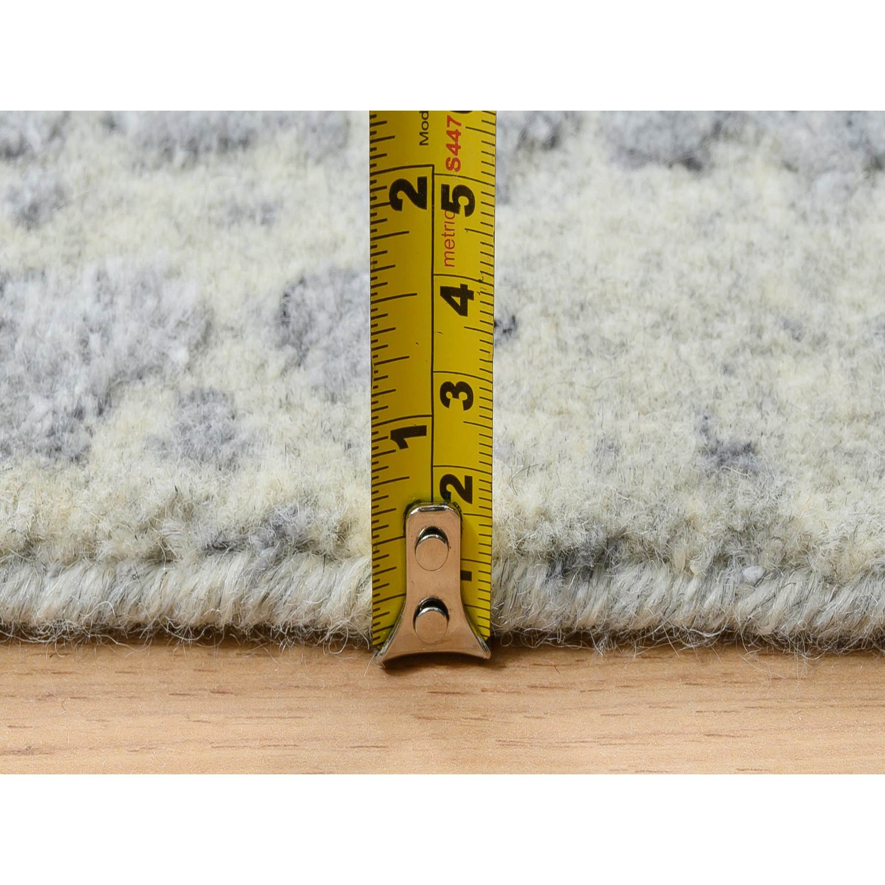 Modern-and-Contemporary-Hand-Loomed-Rug-318970