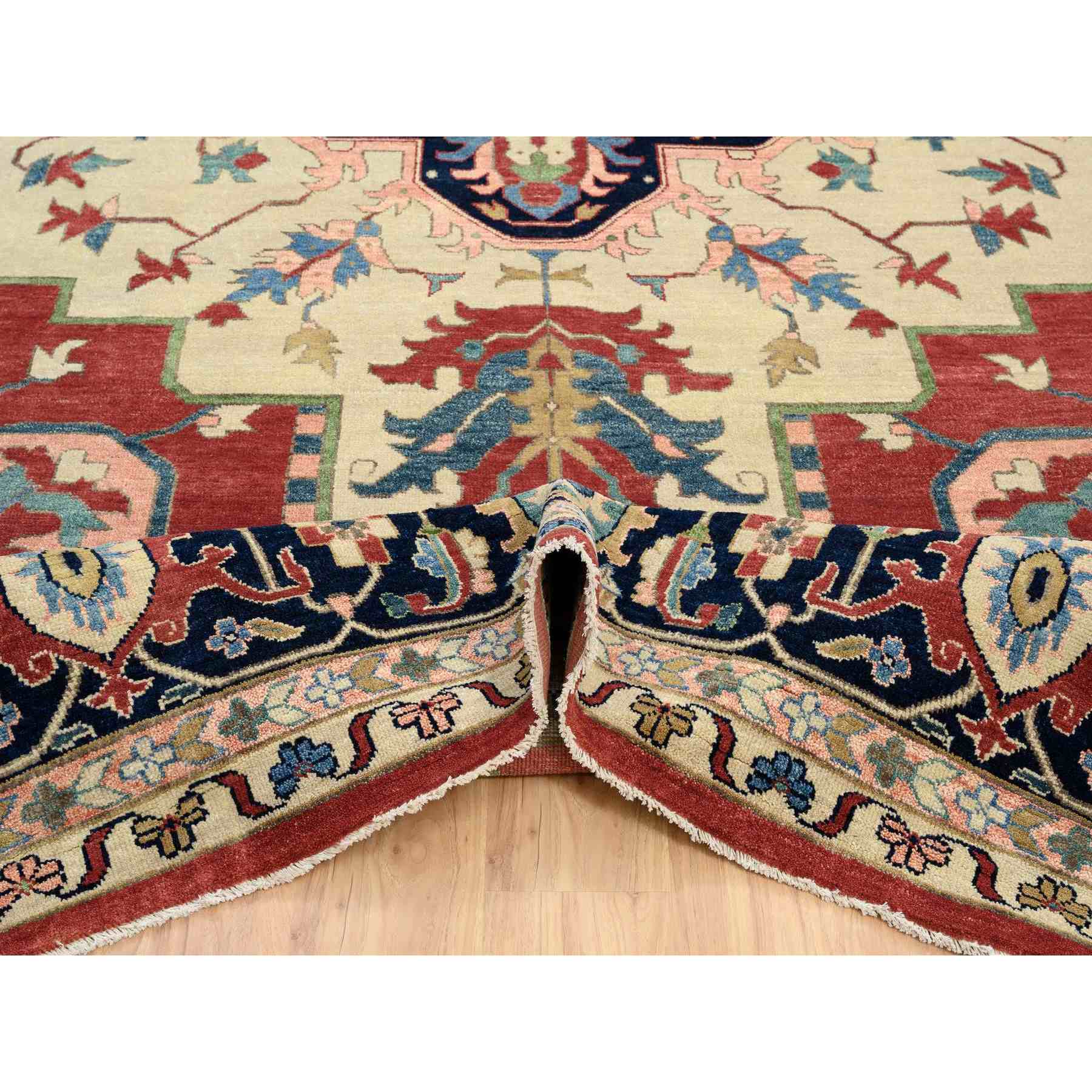 Heriz-Hand-Knotted-Rug-321220