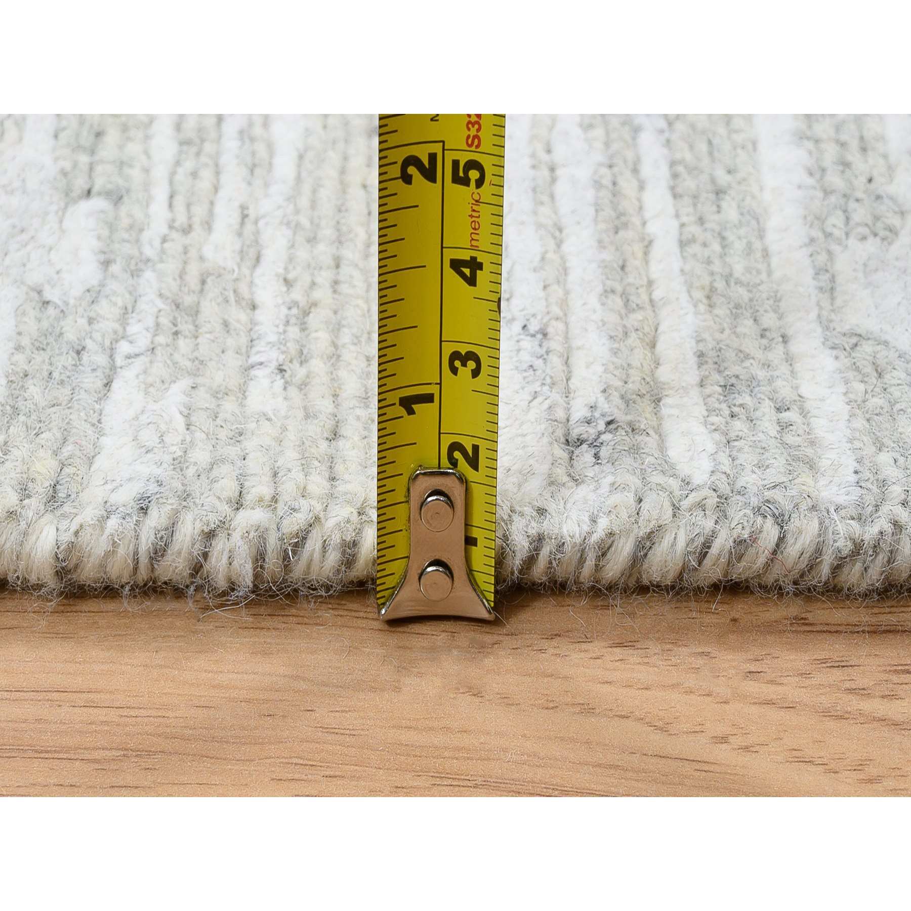 Modern-and-Contemporary-Hand-Knotted-Rug-320680