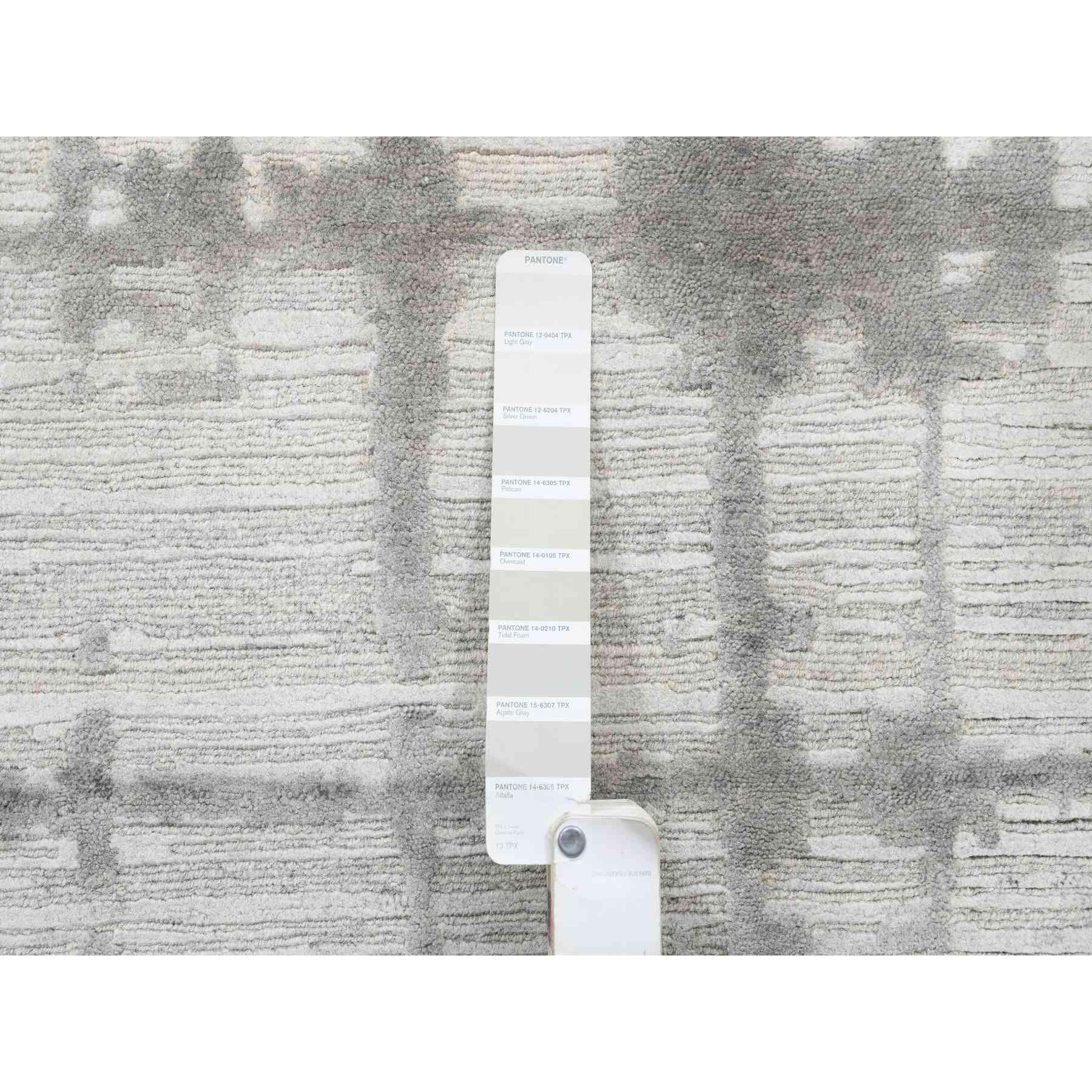 Modern-and-Contemporary-Hand-Knotted-Rug-321190