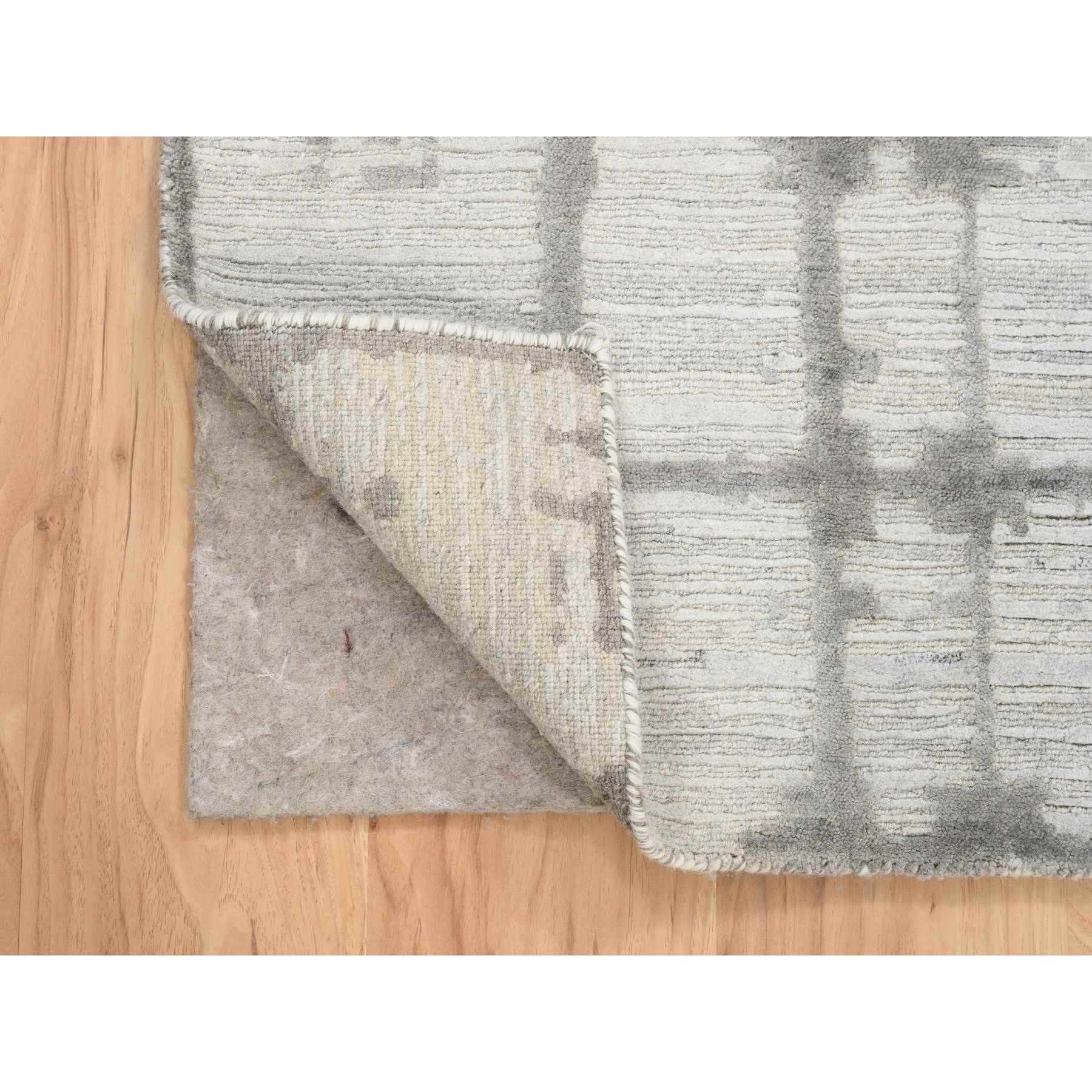 Modern-and-Contemporary-Hand-Knotted-Rug-321195