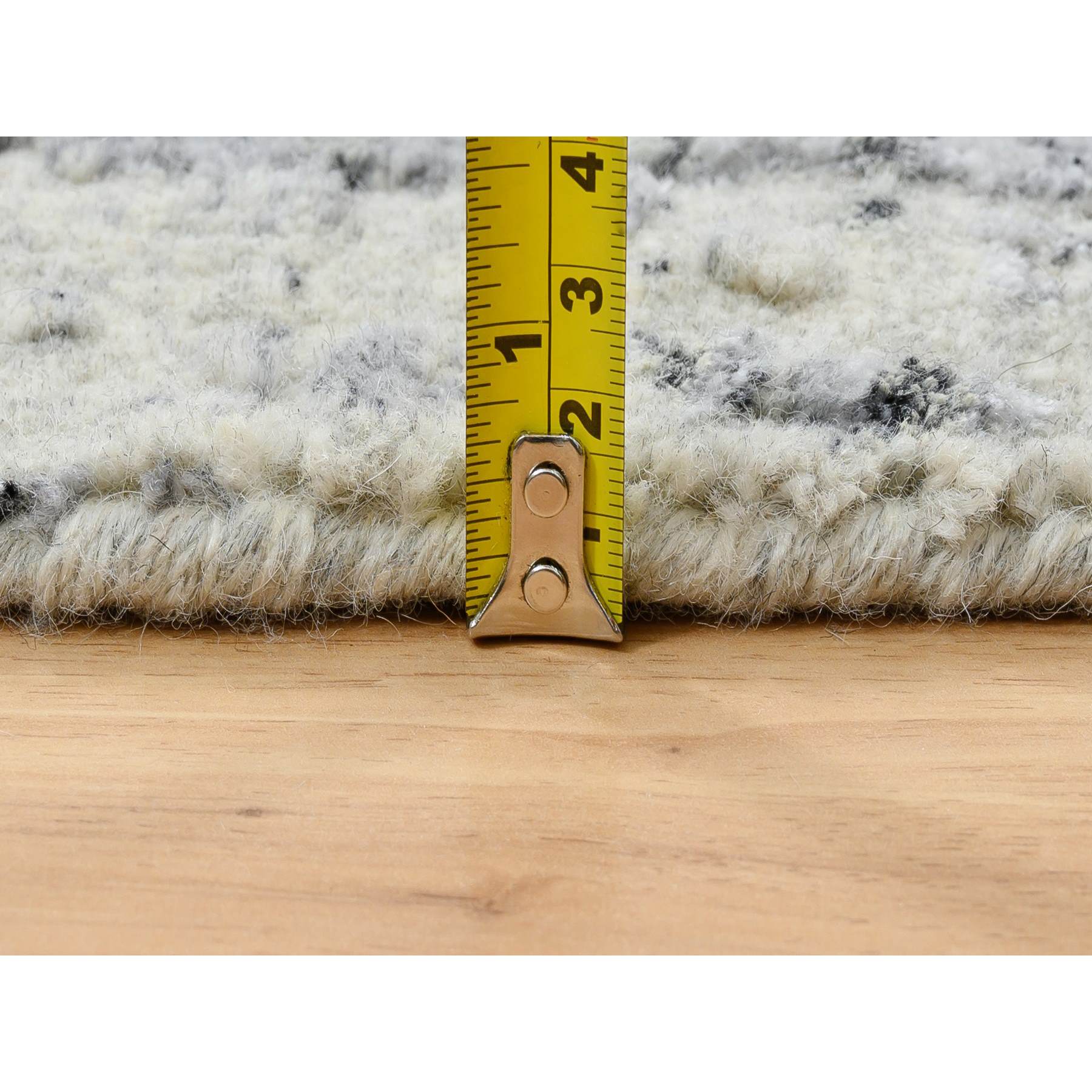 Modern-and-Contemporary-Hand-Loomed-Rug-321545