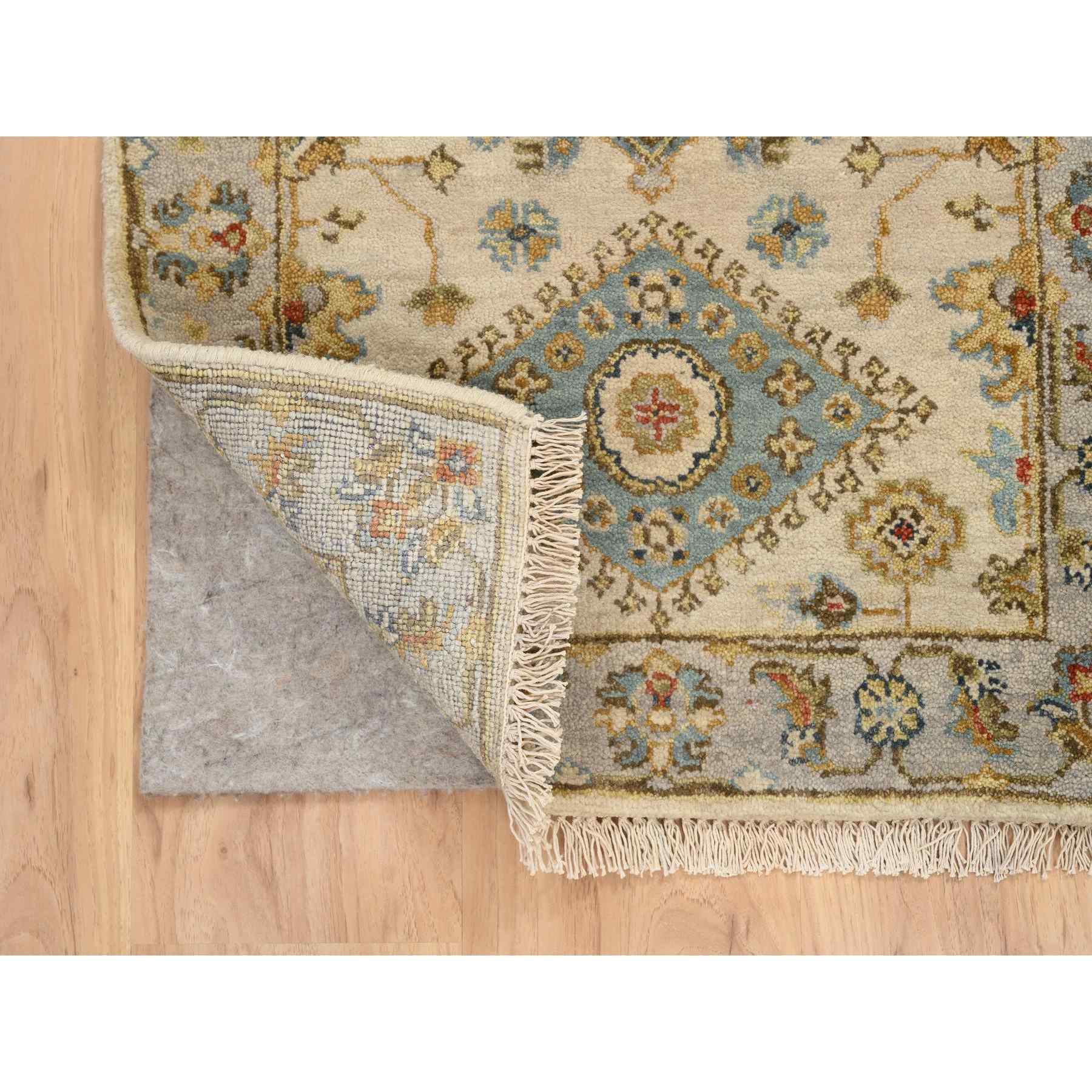 Heriz-Hand-Knotted-Rug-323185