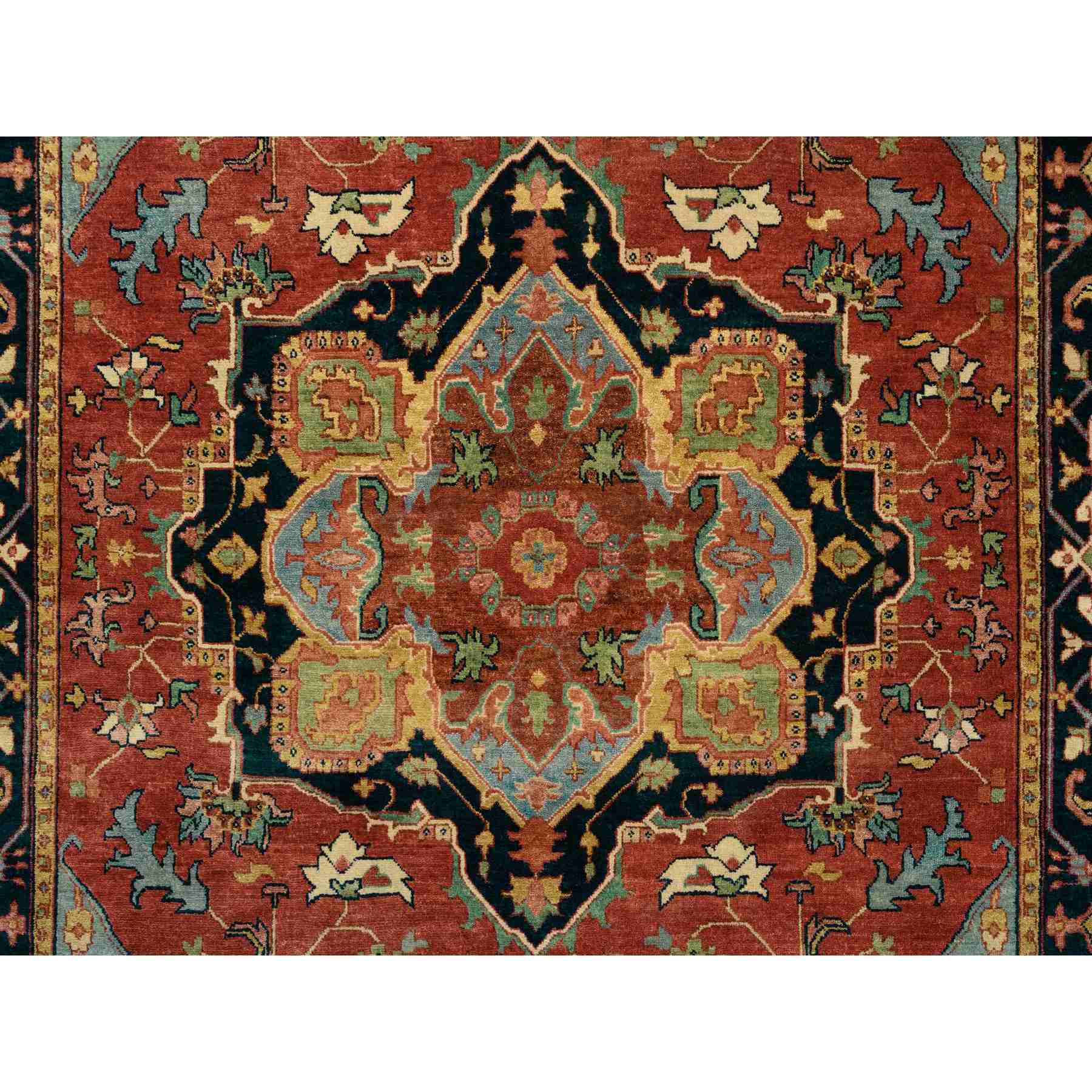 Heriz-Hand-Knotted-Rug-324770