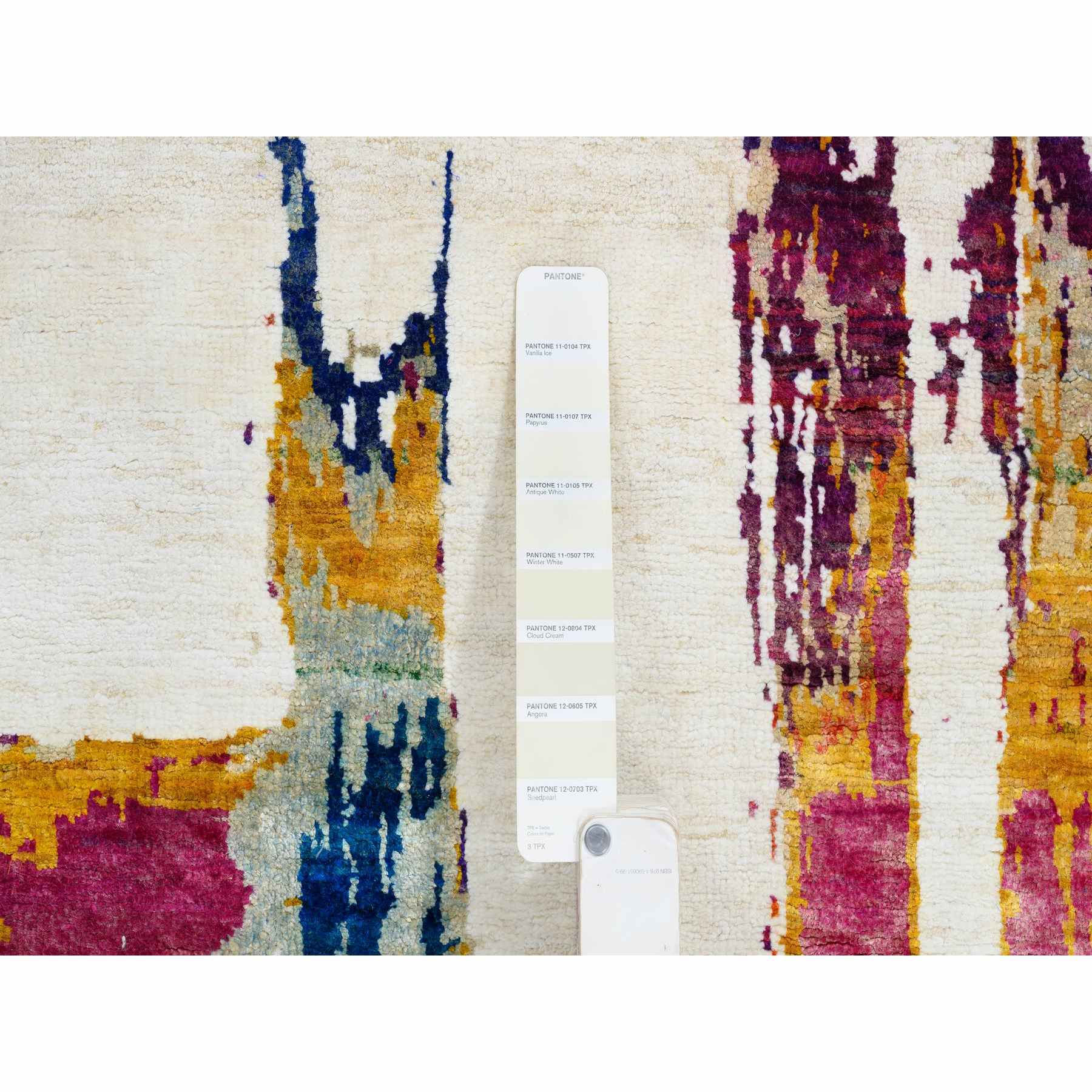 Modern-and-Contemporary-Hand-Knotted-Rug-323400