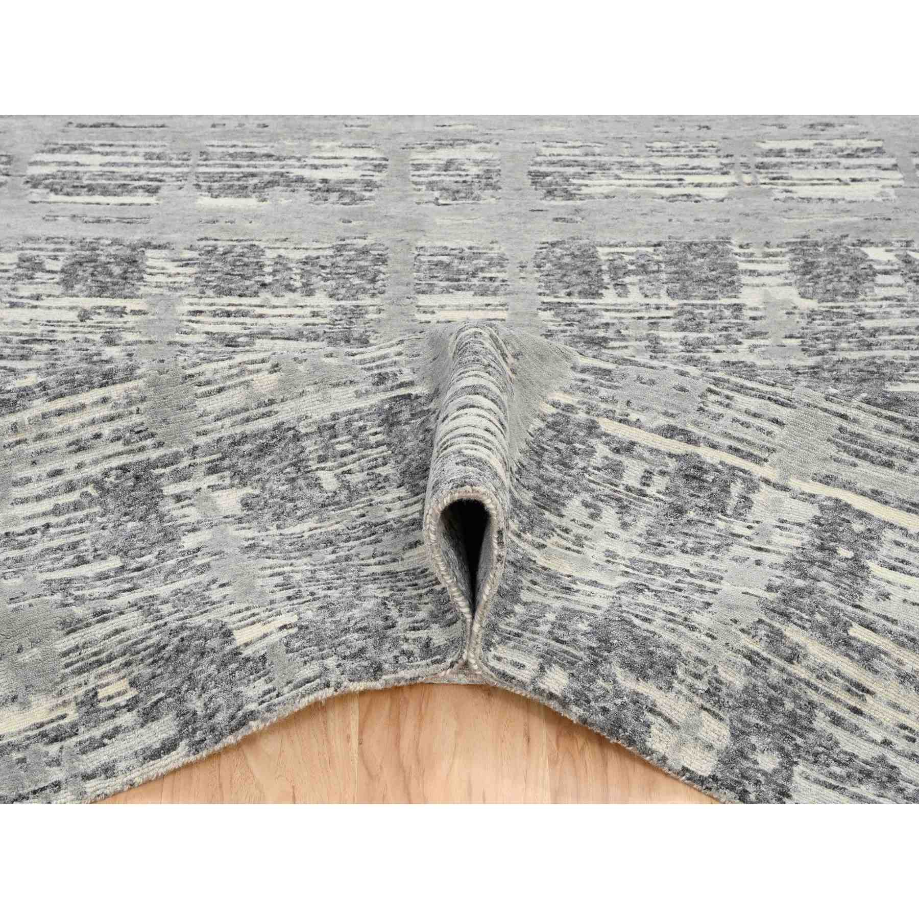 Modern-and-Contemporary-Hand-Knotted-Rug-323455