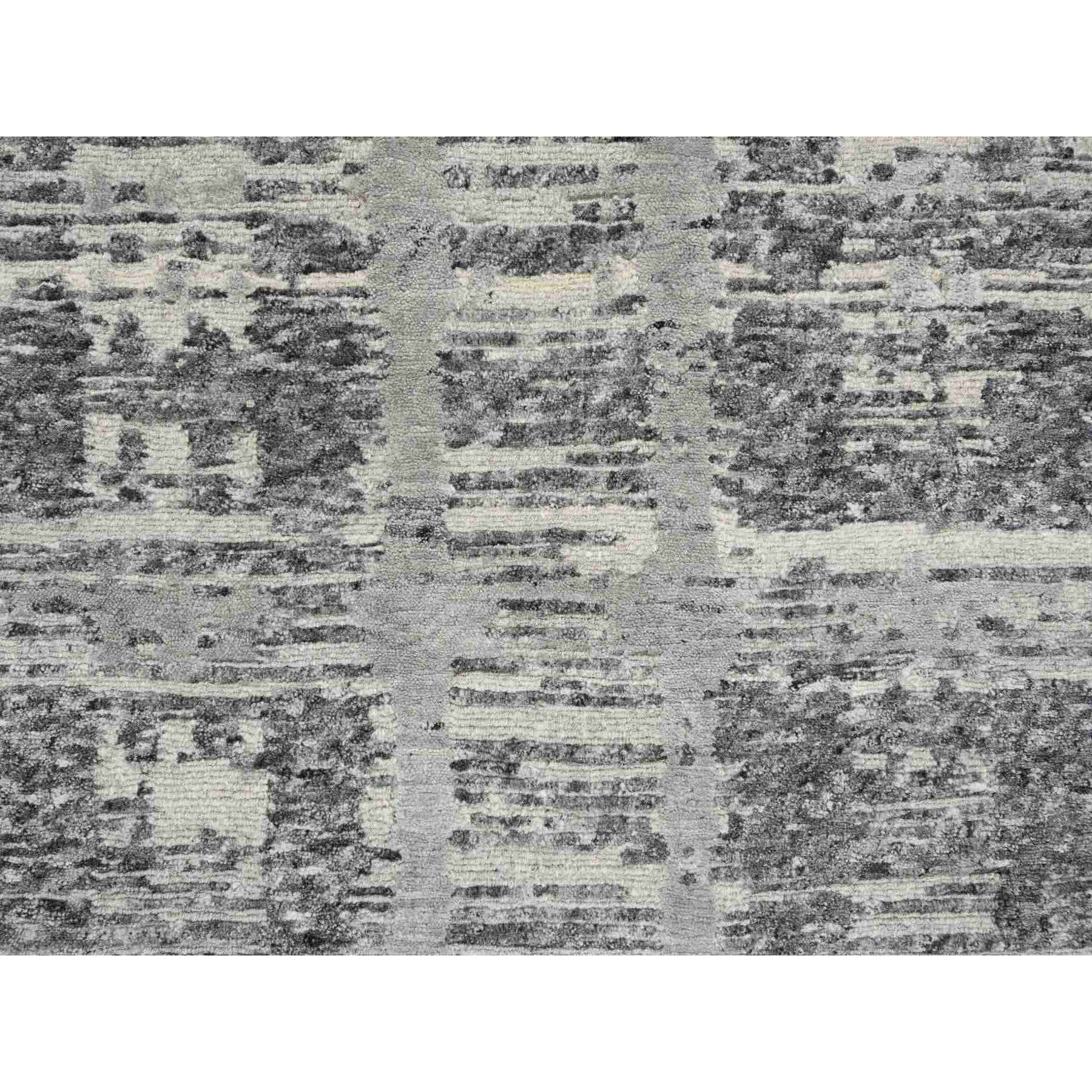 Modern-and-Contemporary-Hand-Knotted-Rug-323480