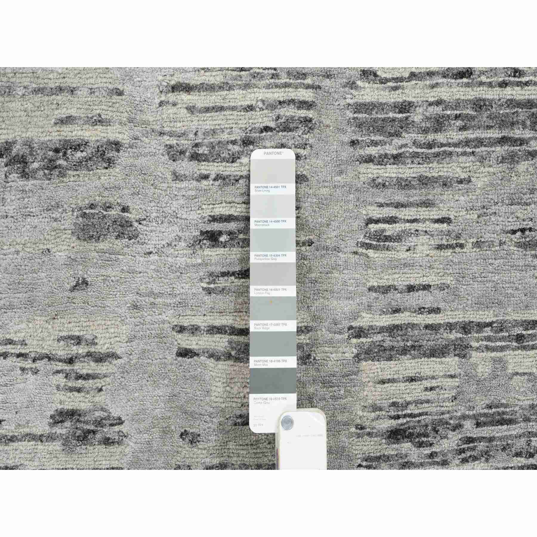 Modern-and-Contemporary-Hand-Knotted-Rug-323485