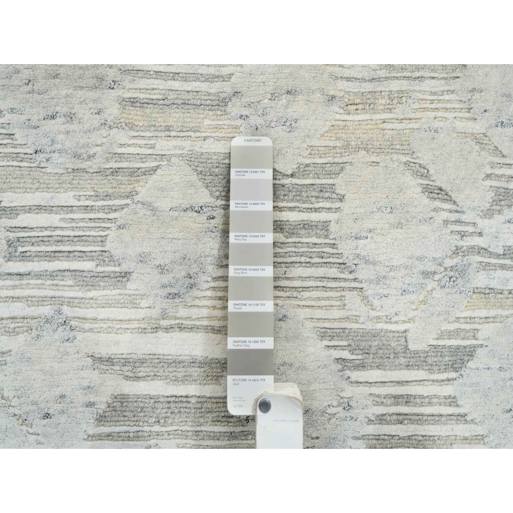 Modern-and-Contemporary-Hand-Knotted-Rug-323495