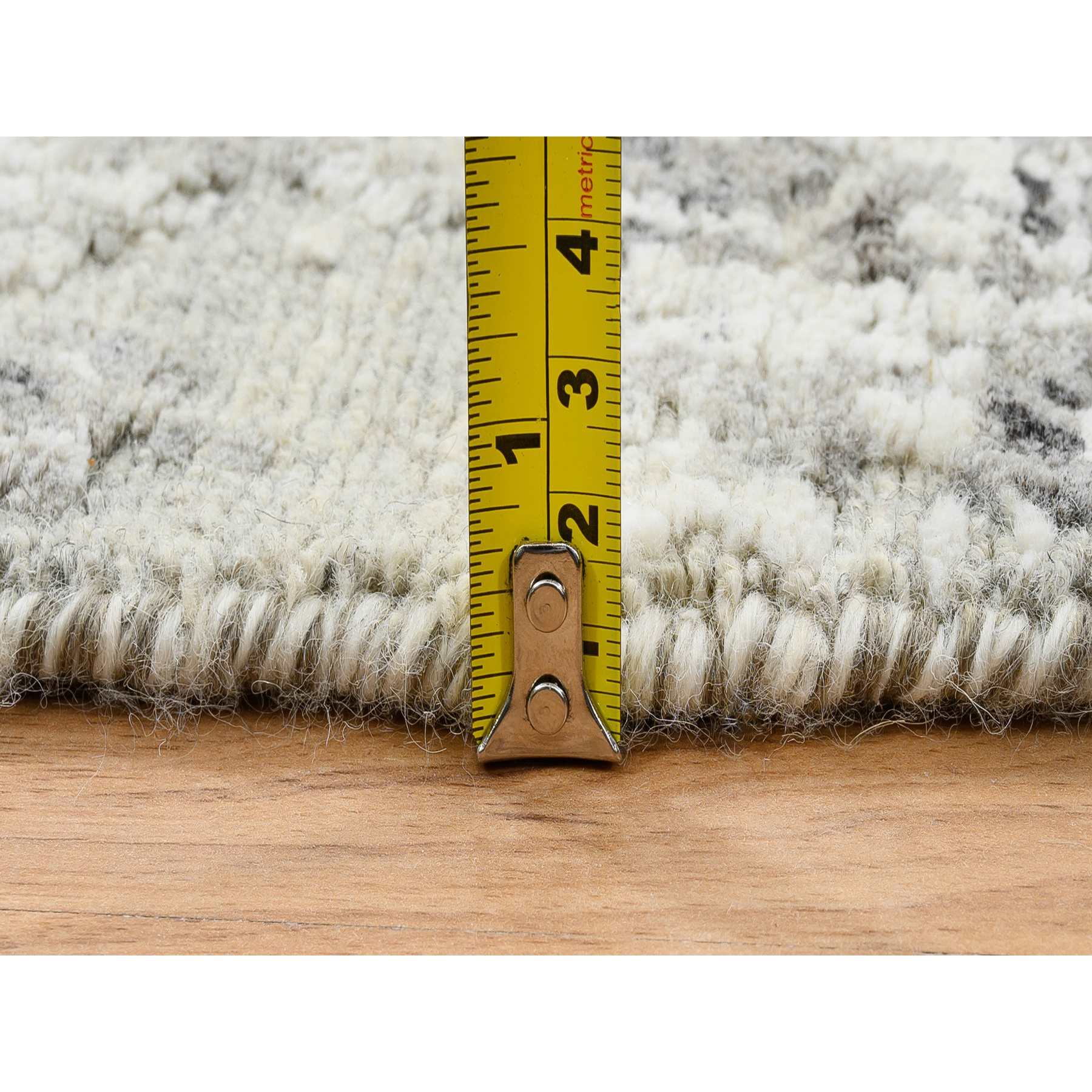 Modern-and-Contemporary-Hand-Knotted-Rug-323505