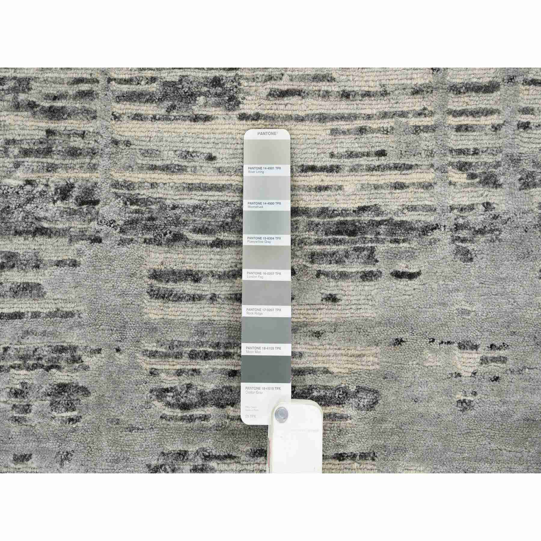 Modern-and-Contemporary-Hand-Knotted-Rug-323520