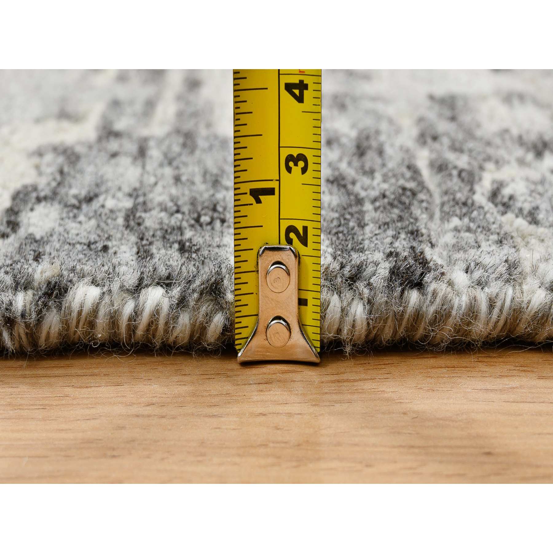 Modern-and-Contemporary-Hand-Knotted-Rug-323520