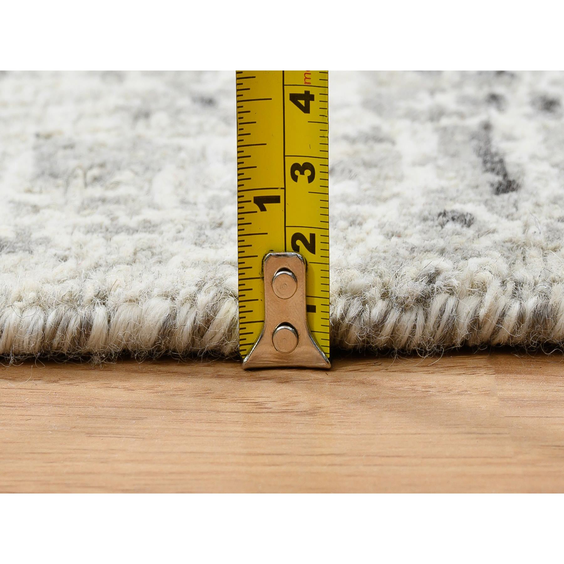Modern-and-Contemporary-Hand-Knotted-Rug-323535