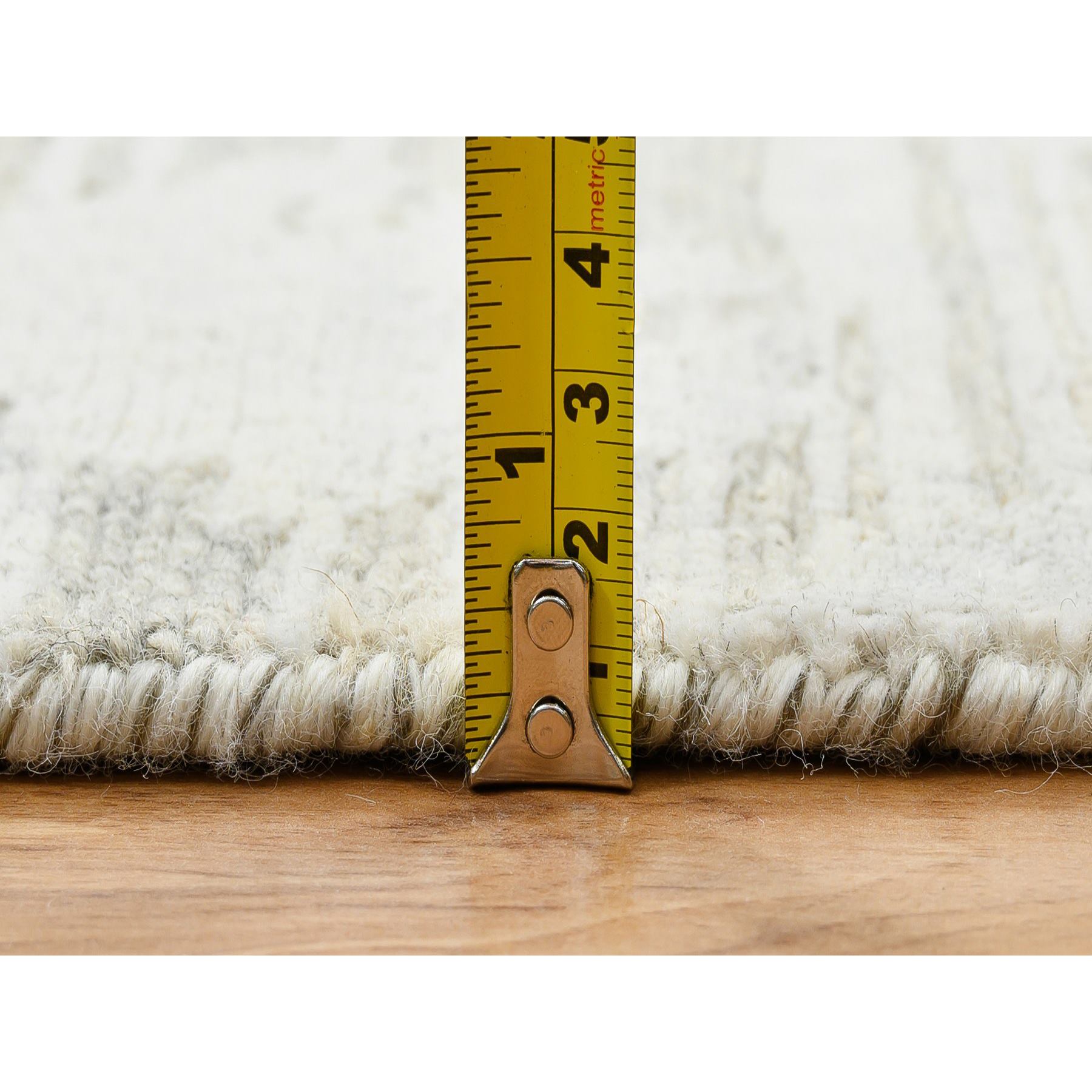 Modern-and-Contemporary-Hand-Knotted-Rug-323560