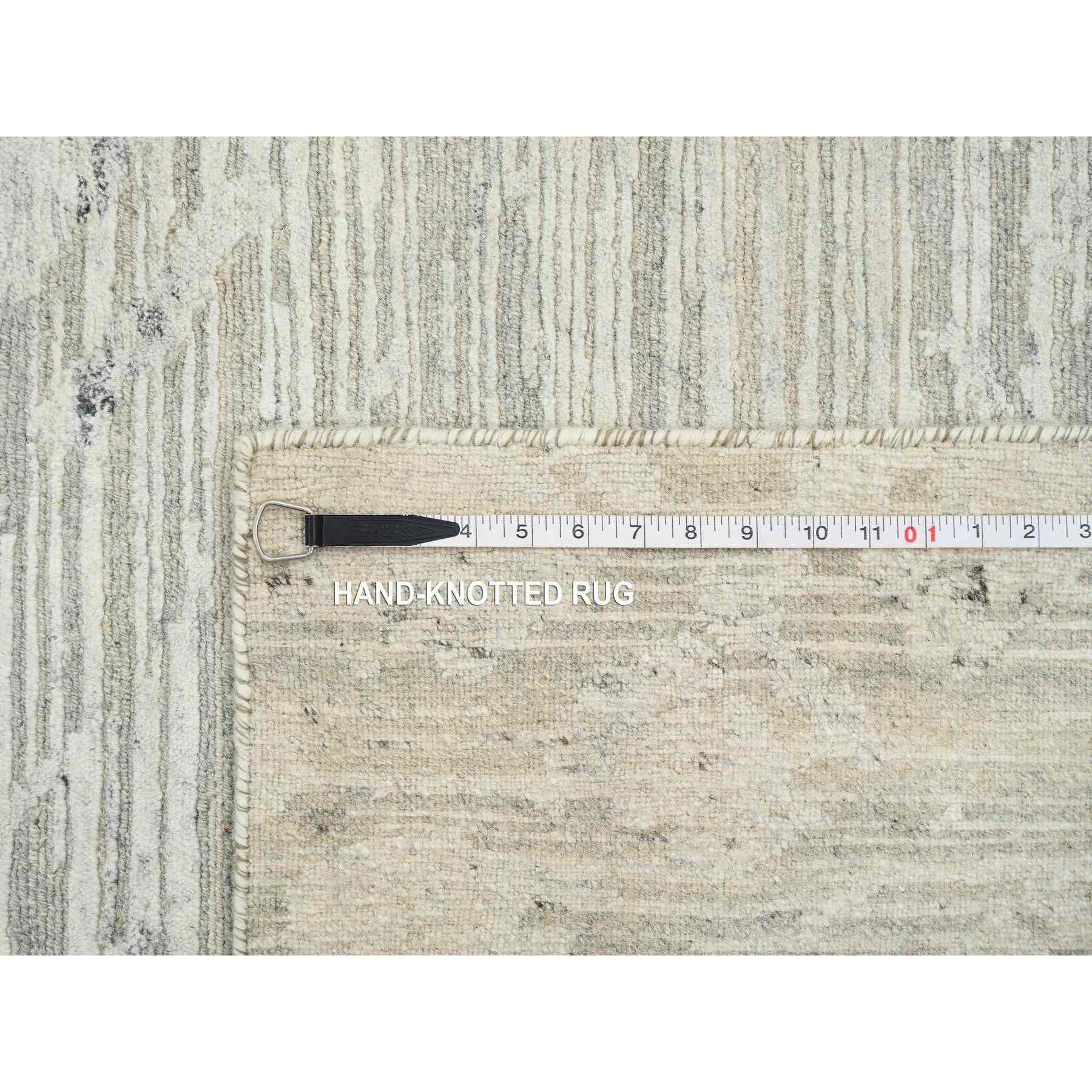 Modern-and-Contemporary-Hand-Knotted-Rug-323560