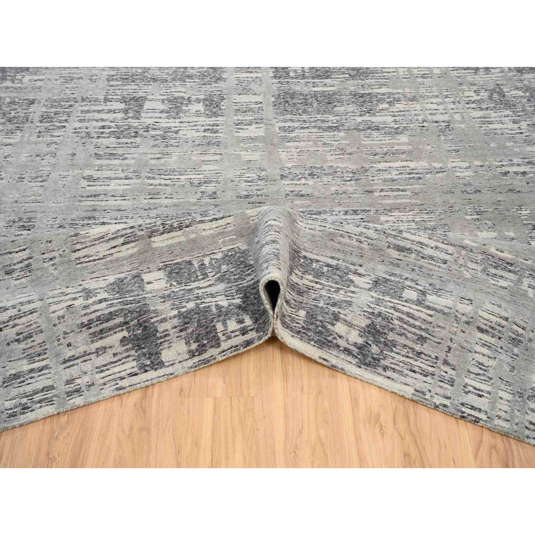Modern-and-Contemporary-Hand-Knotted-Rug-323570