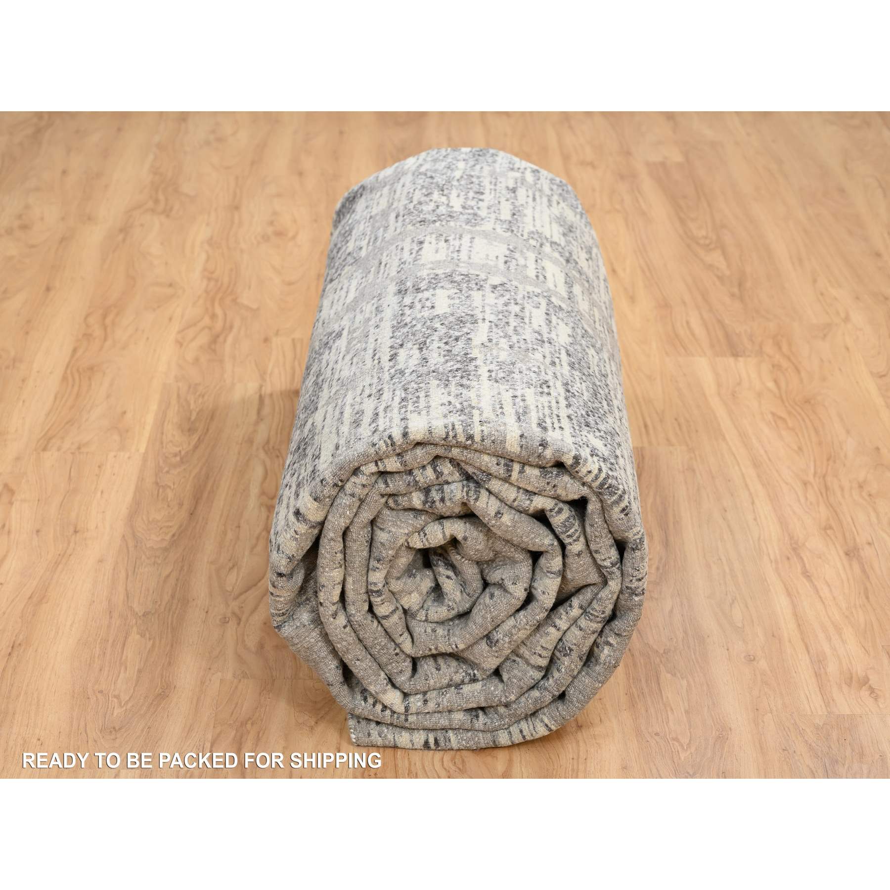 Modern-and-Contemporary-Hand-Knotted-Rug-323570