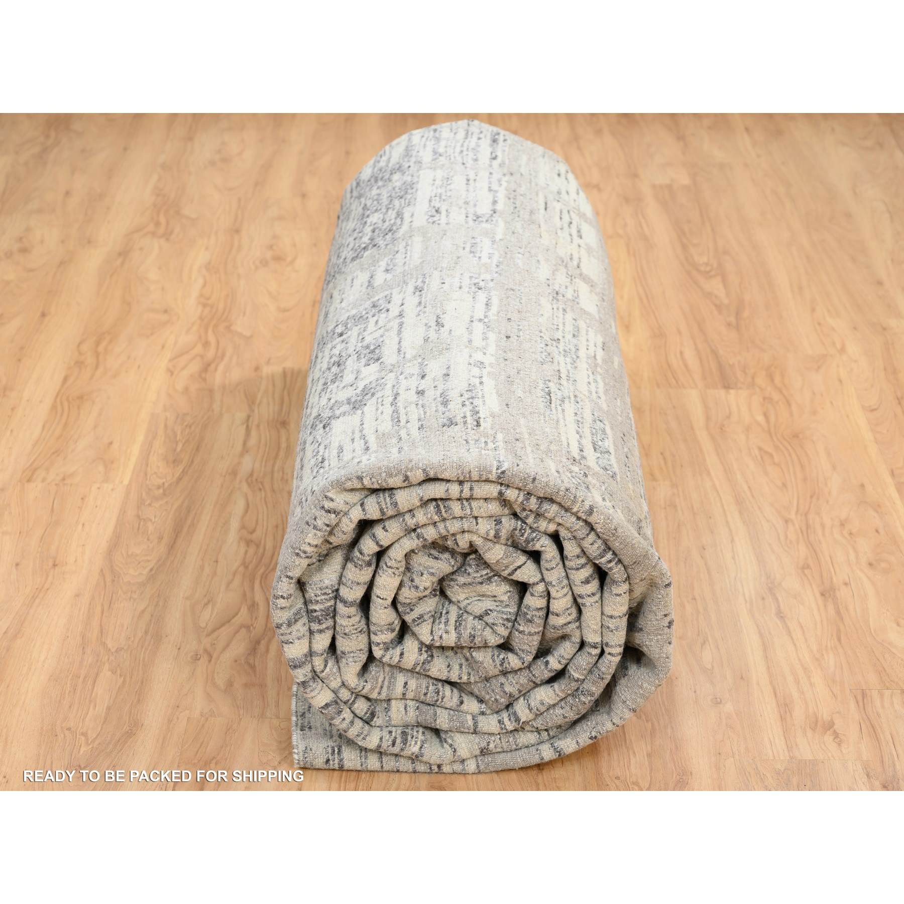 Modern-and-Contemporary-Hand-Knotted-Rug-323575