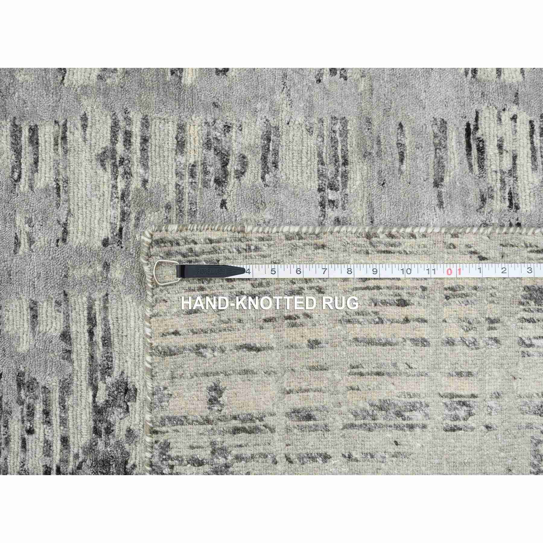 Modern-and-Contemporary-Hand-Knotted-Rug-323575