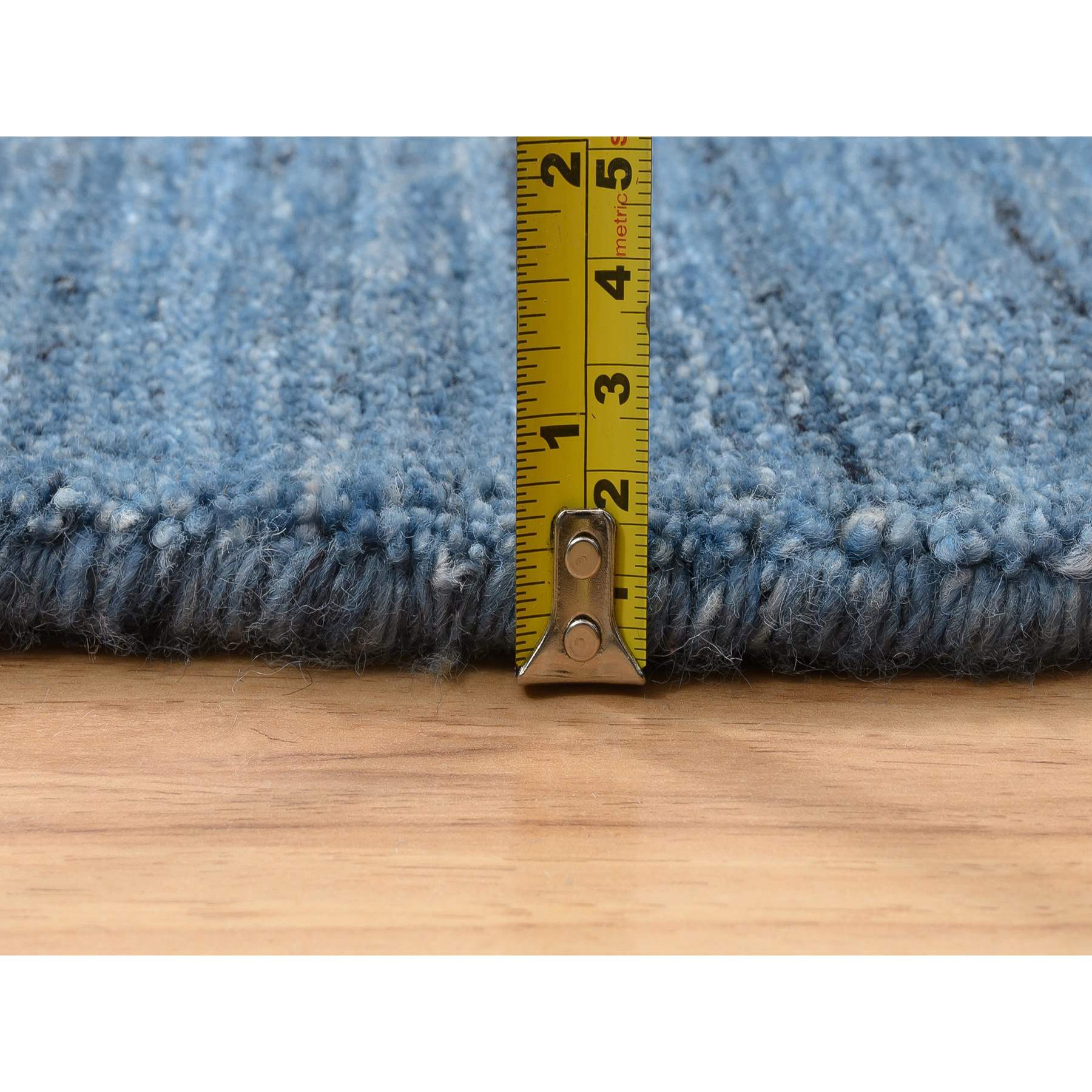 Modern-and-Contemporary-Hand-Loomed-Rug-322850