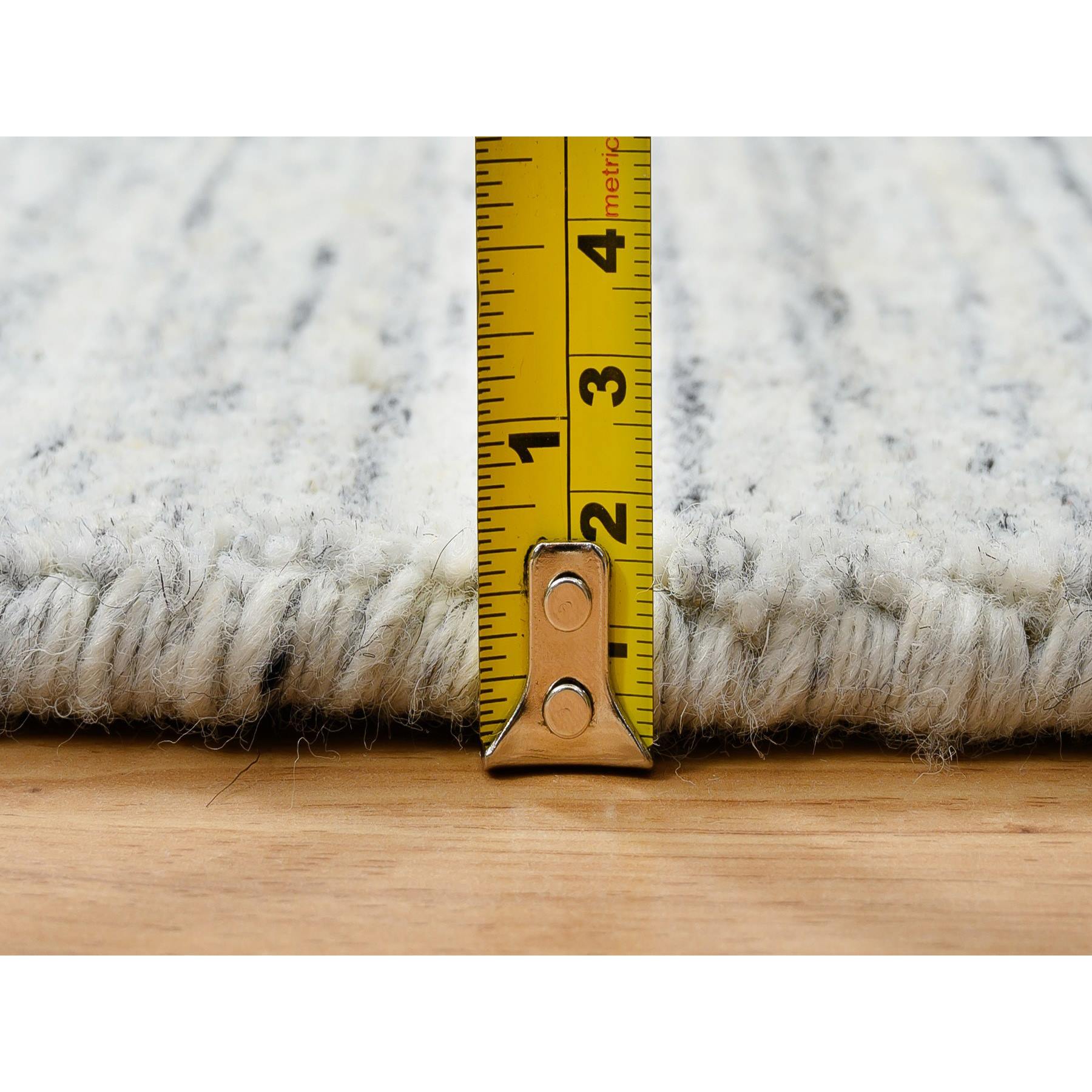 Modern-and-Contemporary-Hand-Loomed-Rug-323860